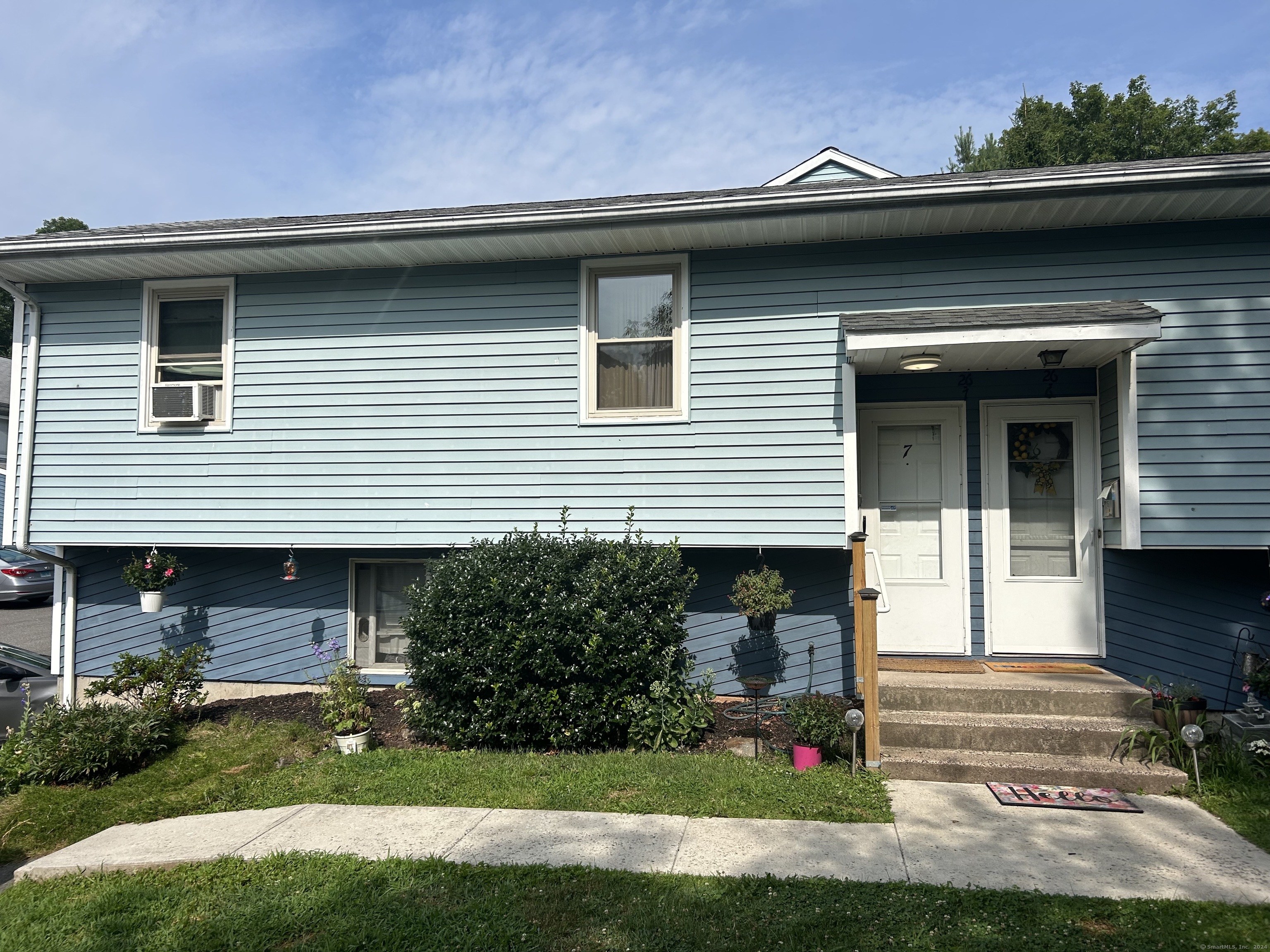 26 Shirley Street APT 7