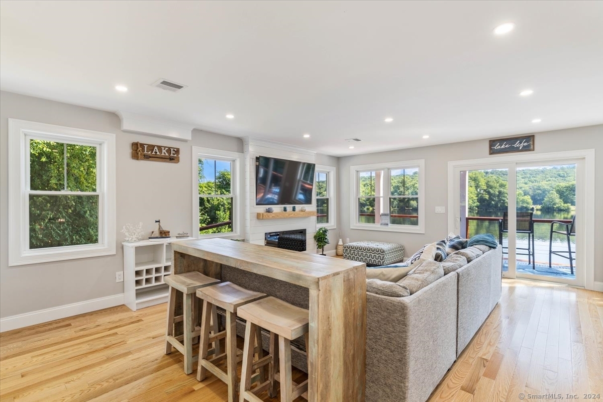 42 Long Pond Road South