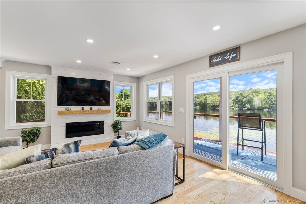 42 Long Pond Road South