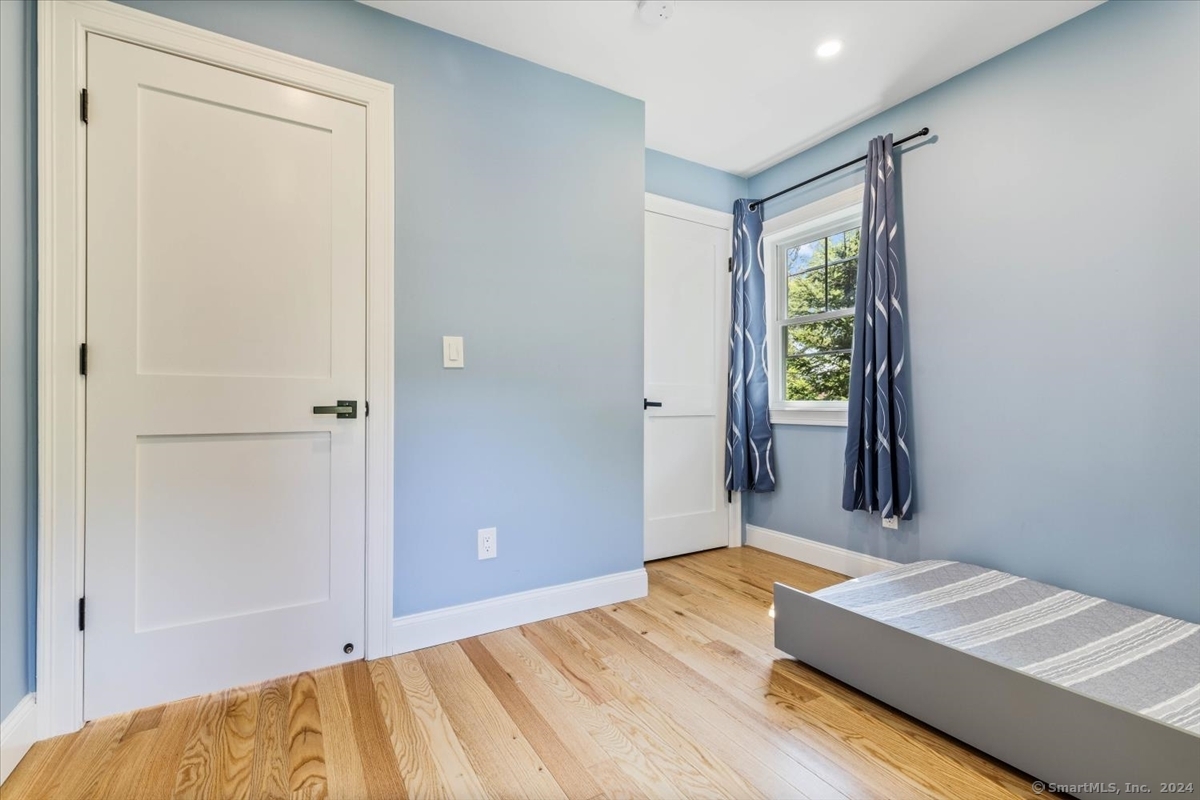 42 Long Pond Road South