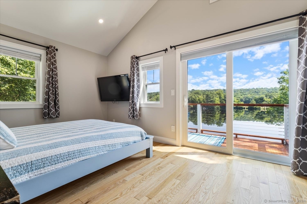 42 Long Pond Road South
