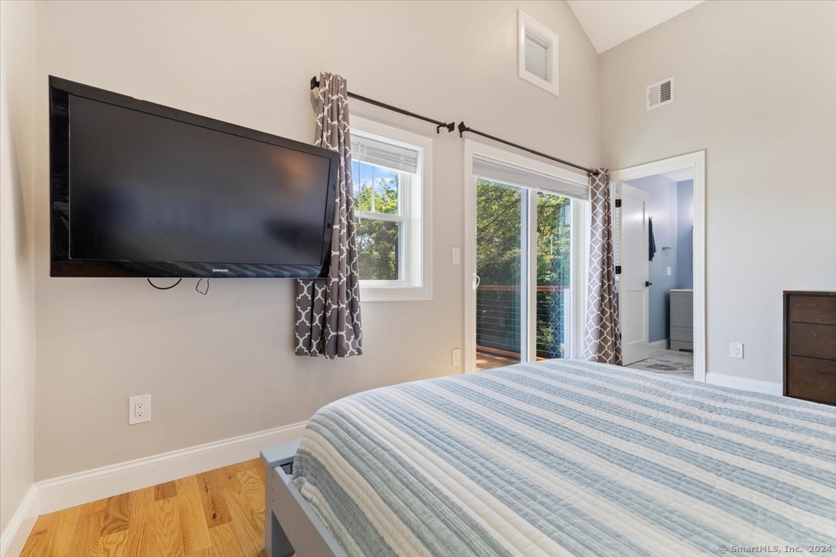 42 Long Pond Road South