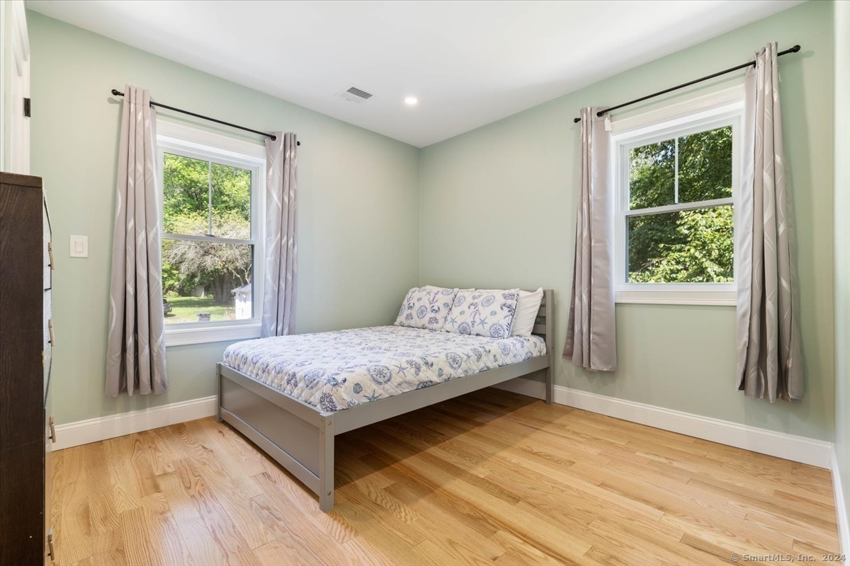 42 Long Pond Road South