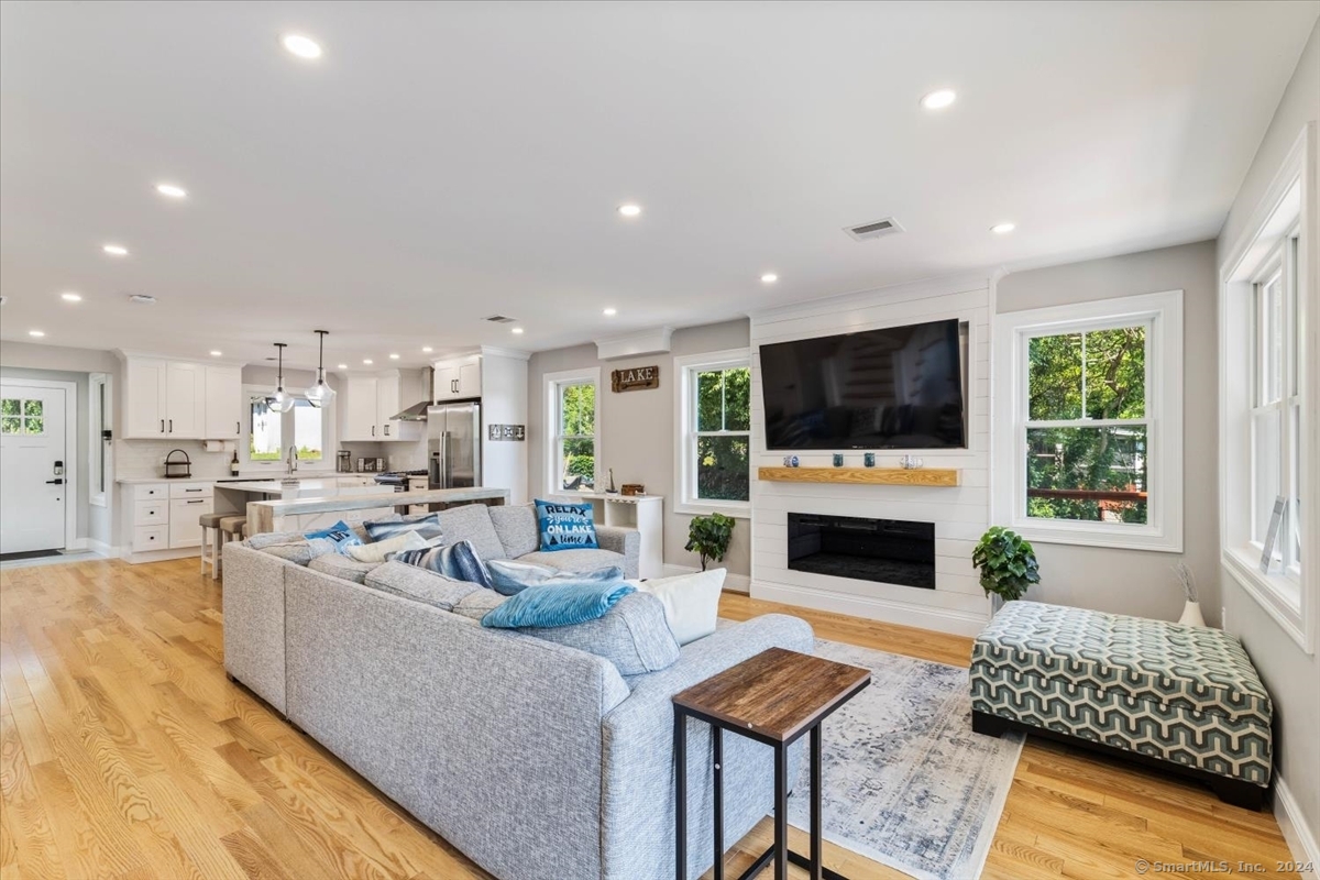 42 Long Pond Road South