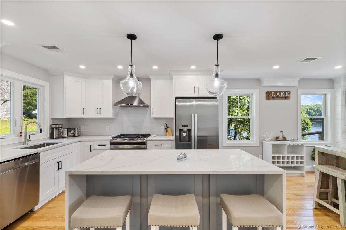 42 Long Pond Road South