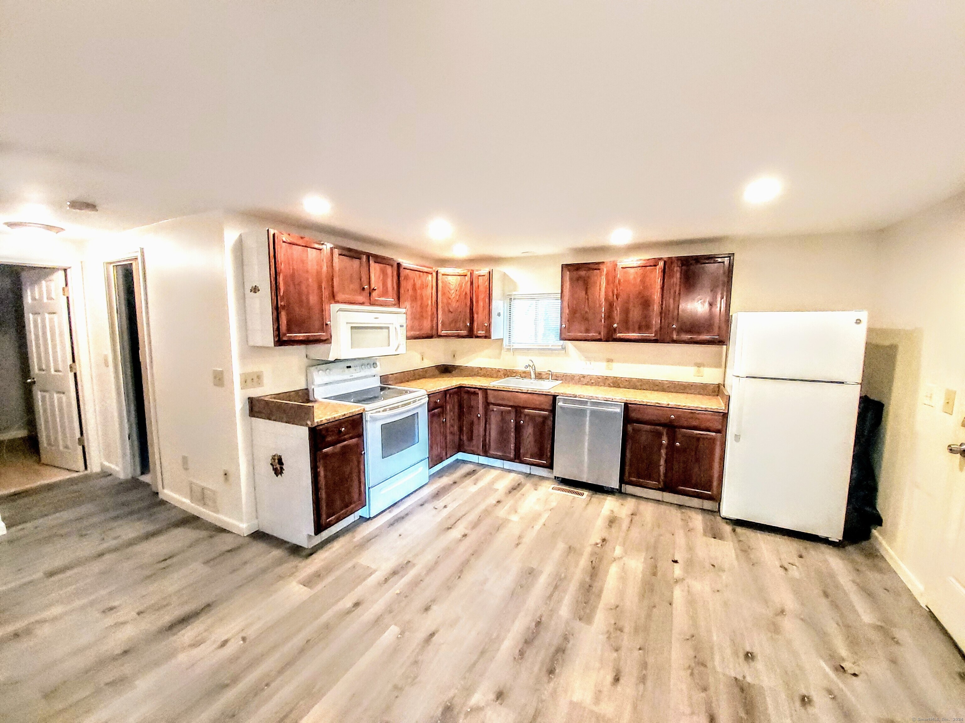1253 Spindle Hill Road