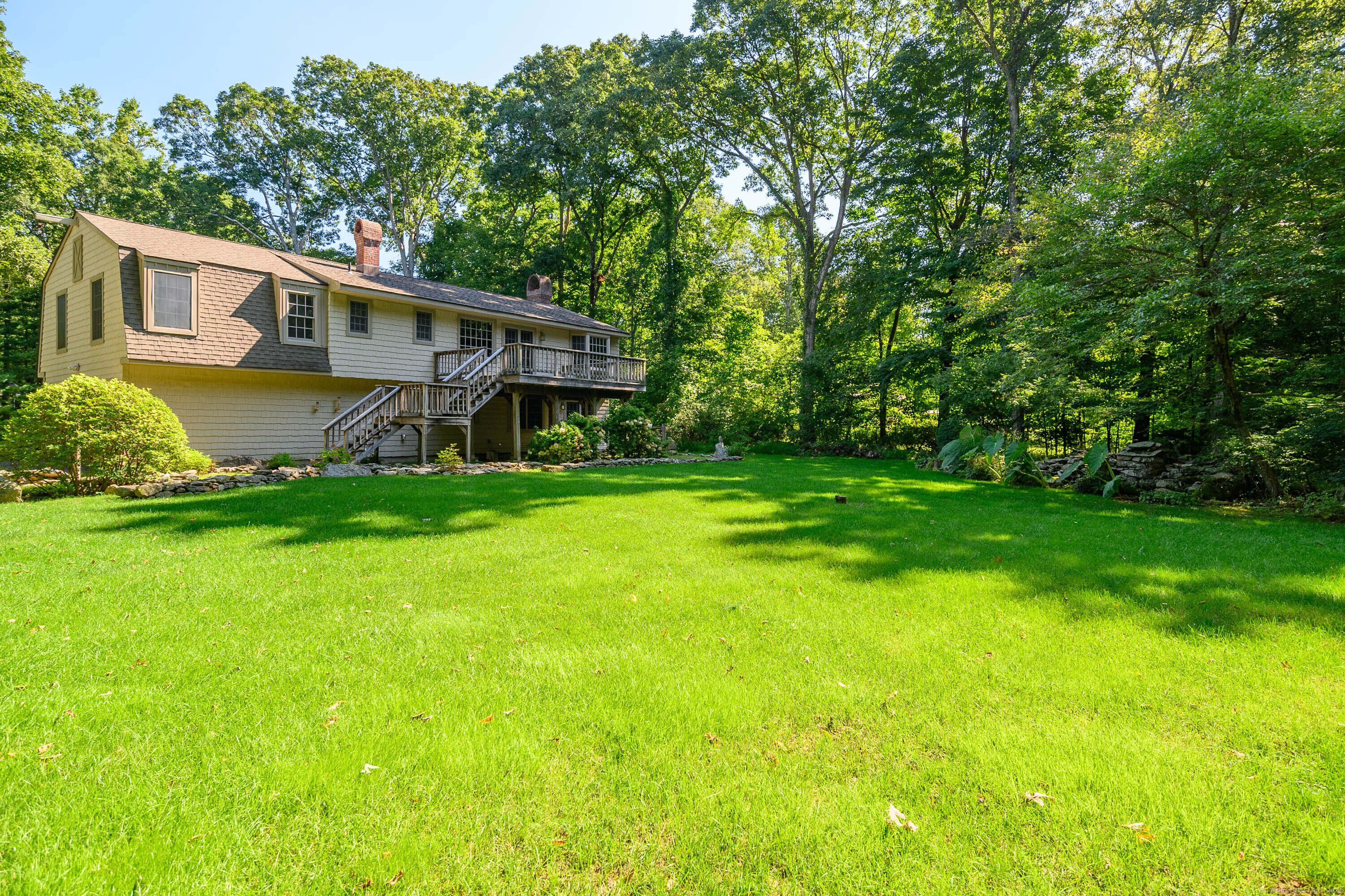 8 Crabapple Lane