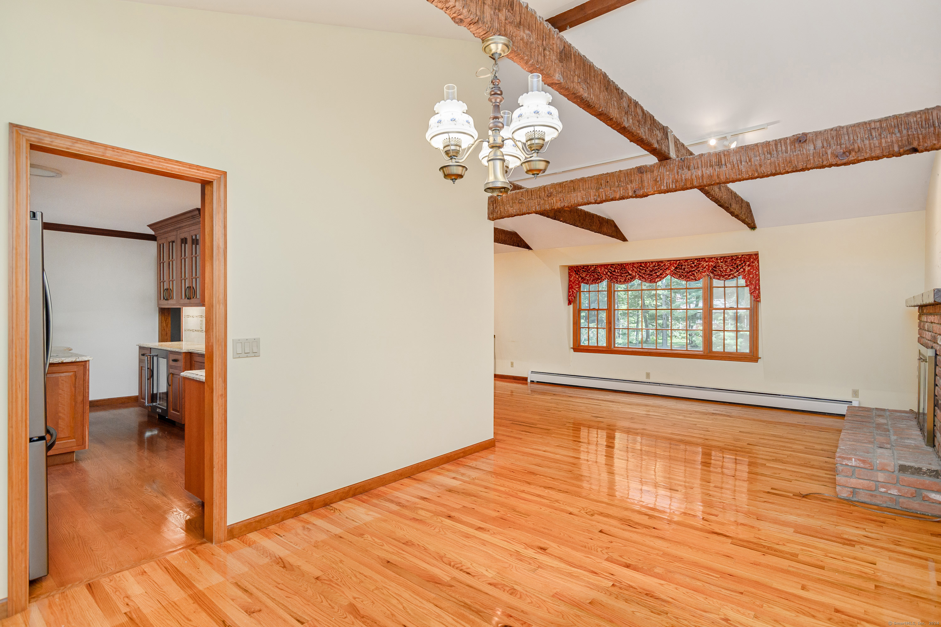 8 Crabapple Lane