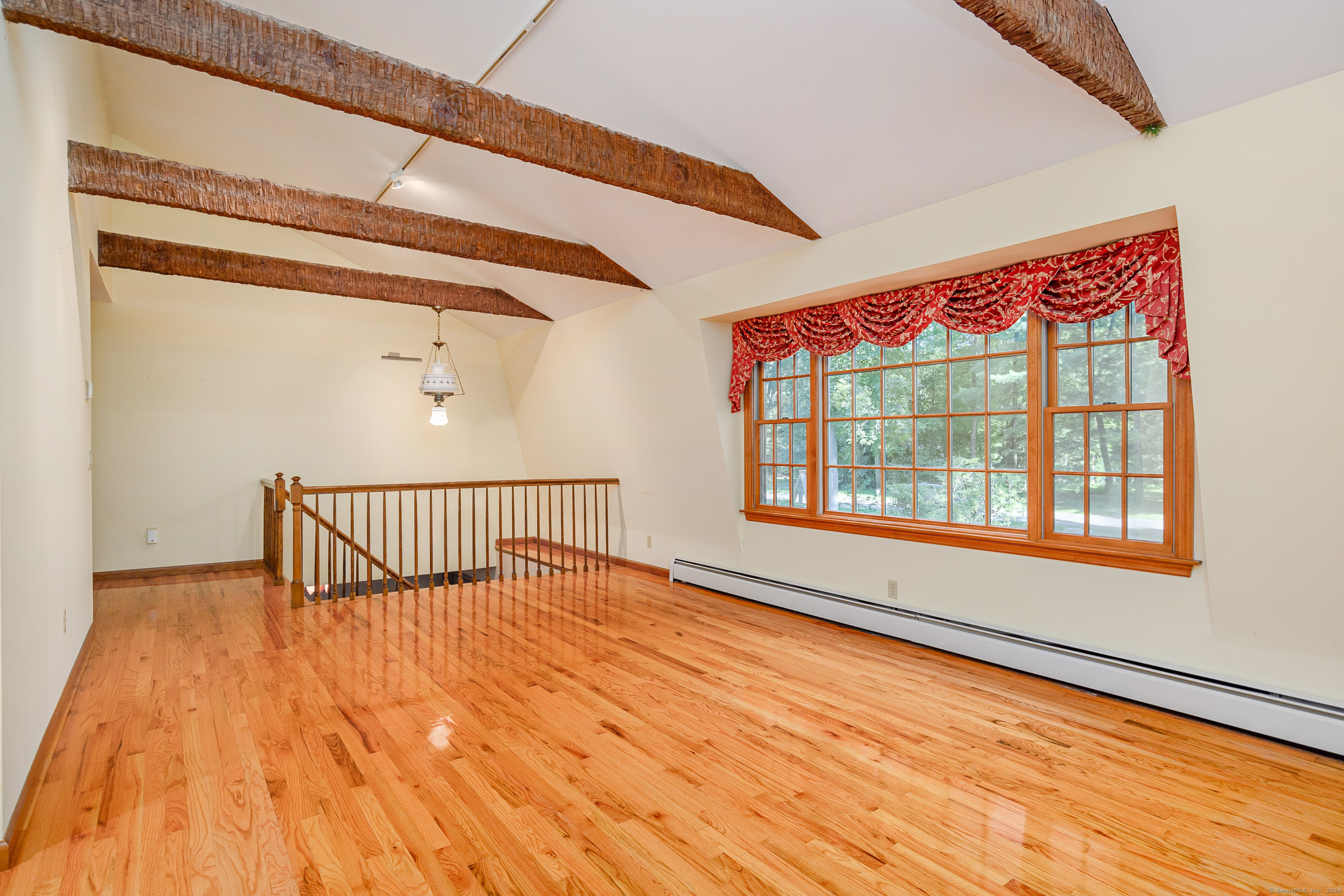 8 Crabapple Lane