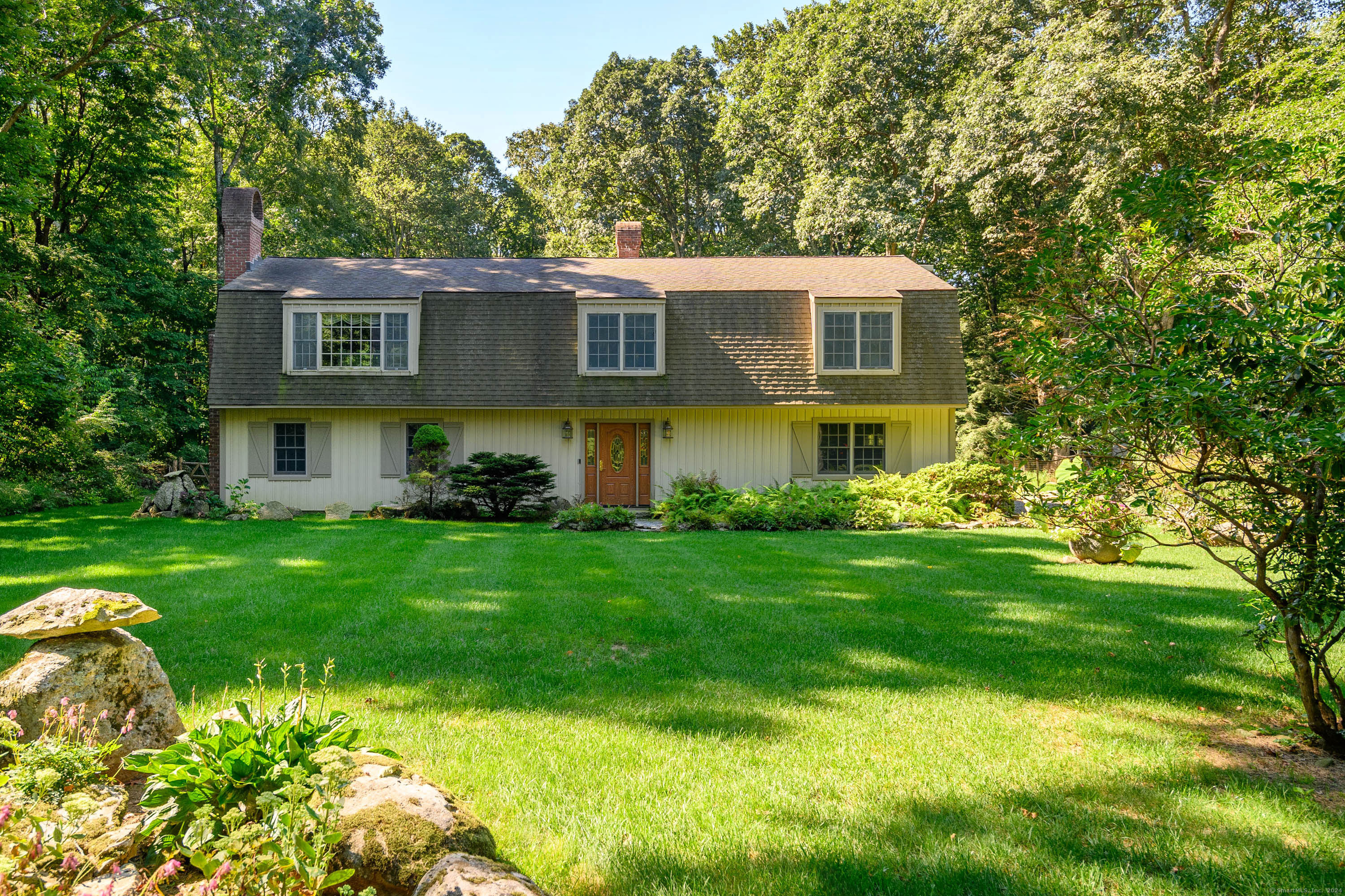 8 Crabapple Lane