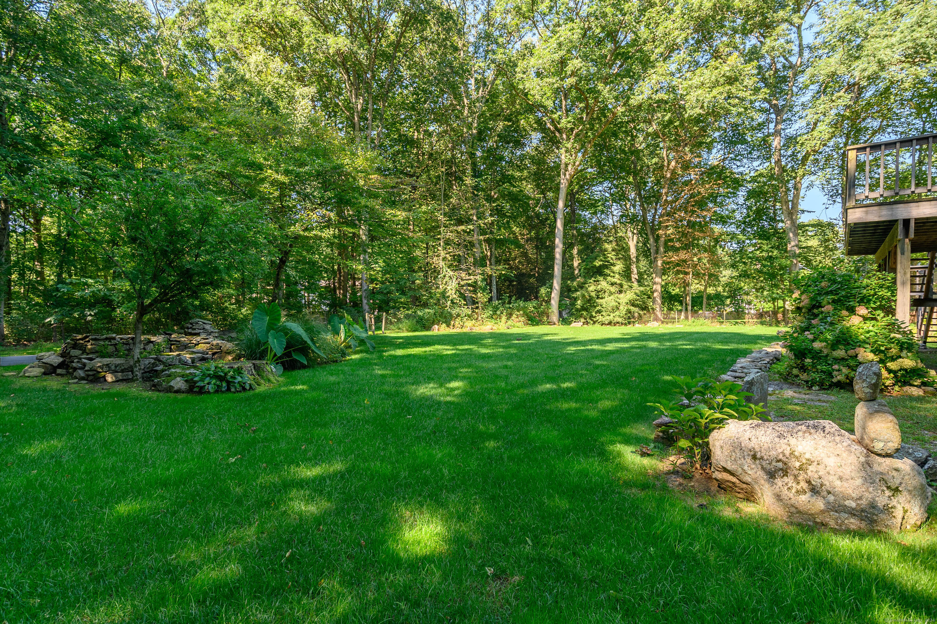 8 Crabapple Lane