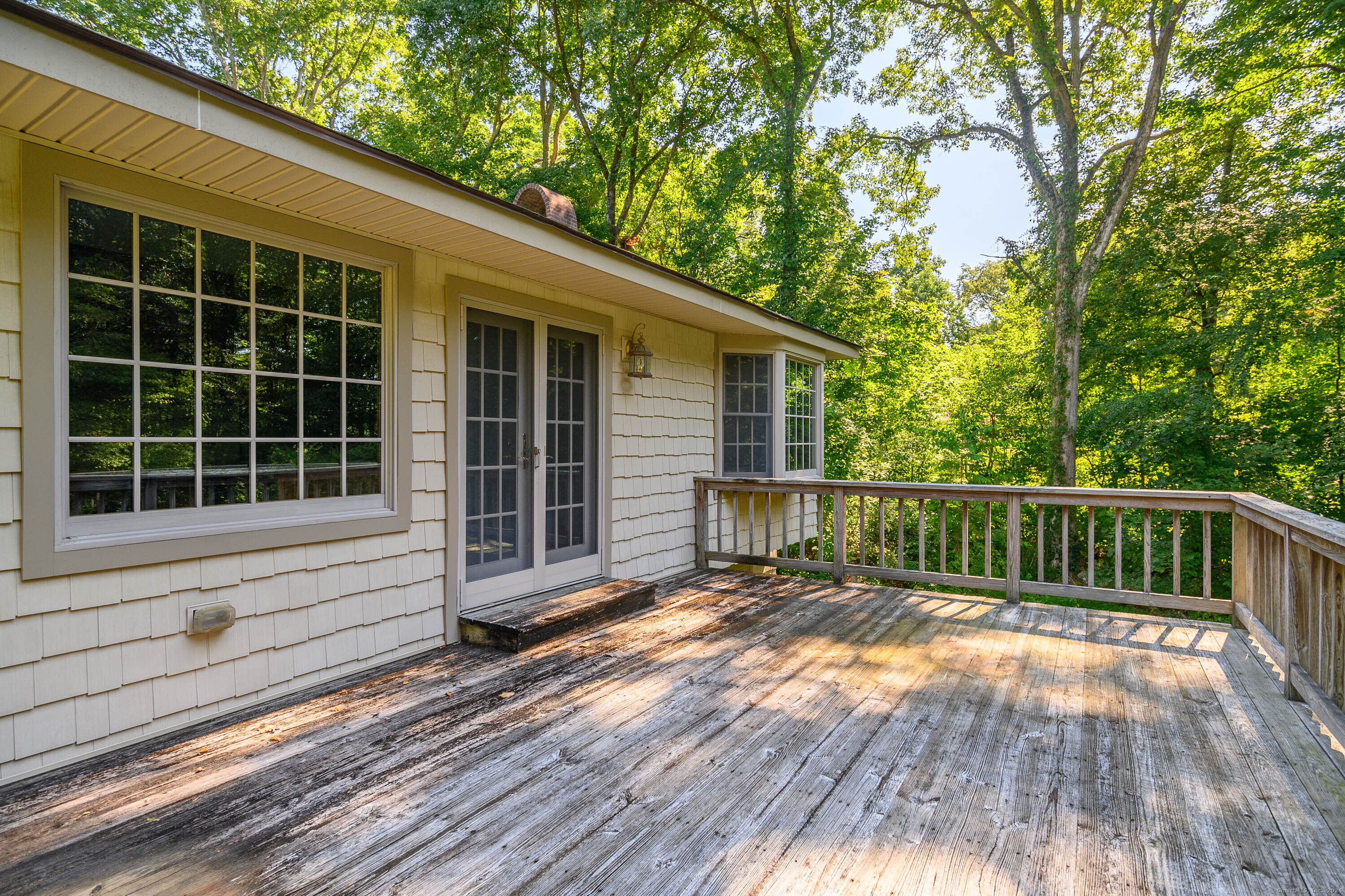 8 Crabapple Lane