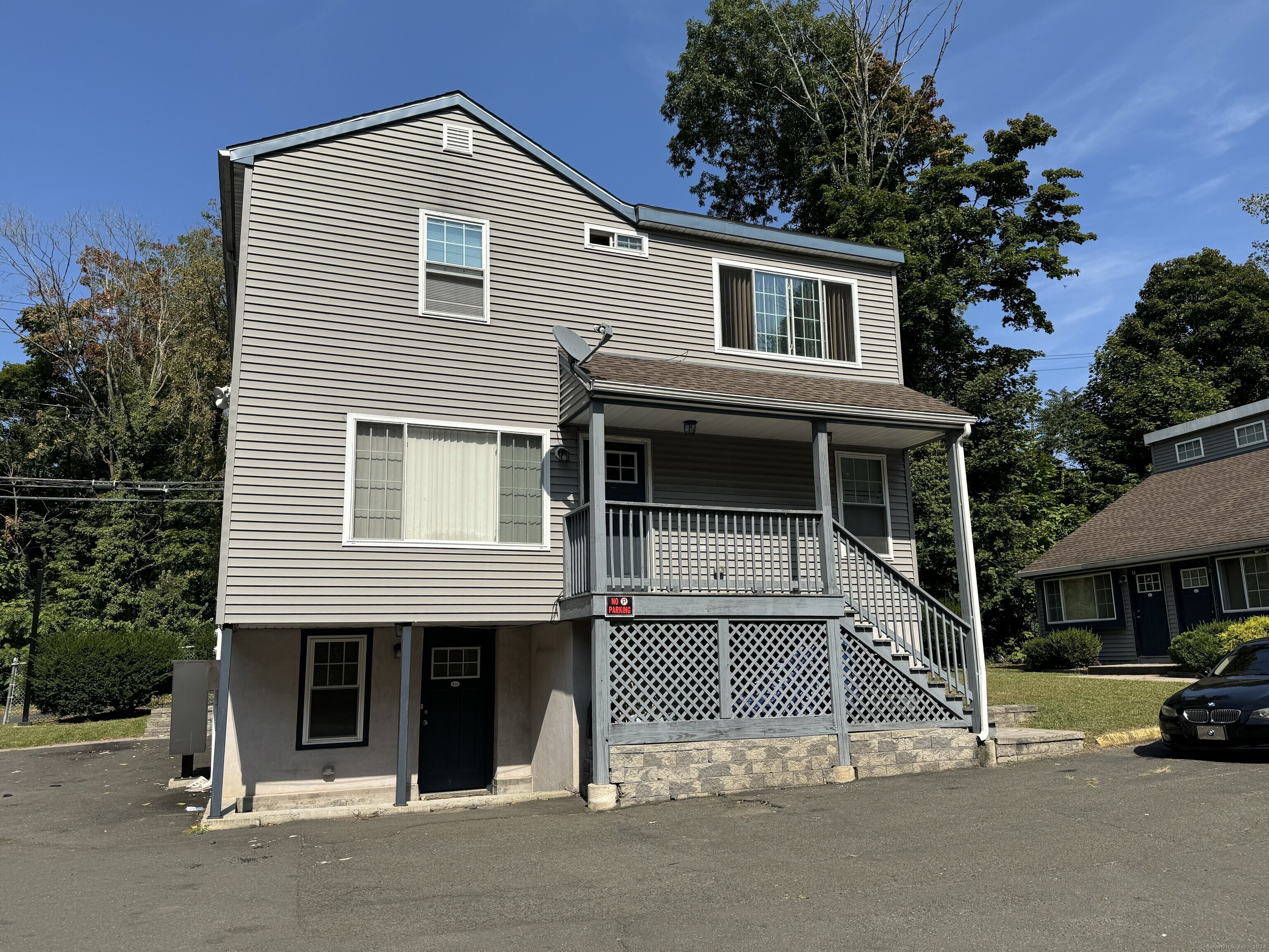 83 East Grand Avenue 2