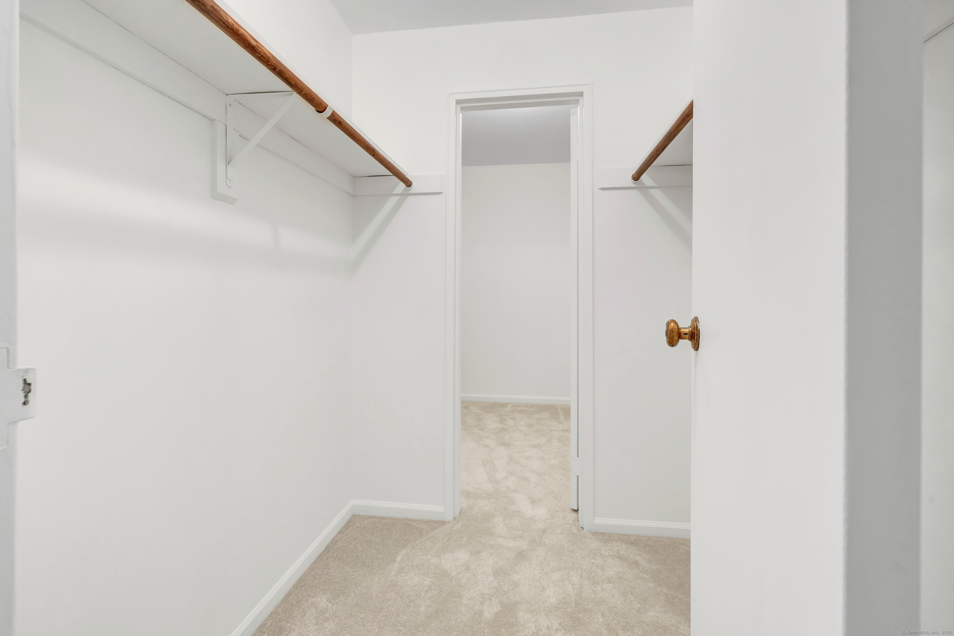 192 Gillies Lane 192