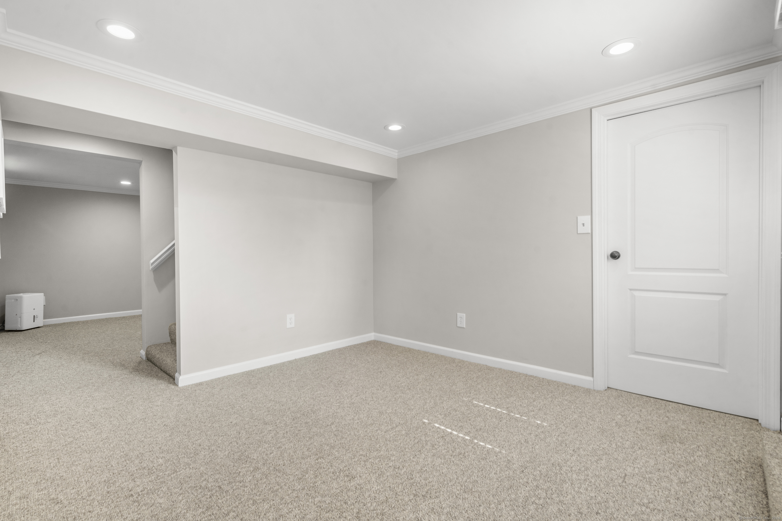 6 Evelyn Road