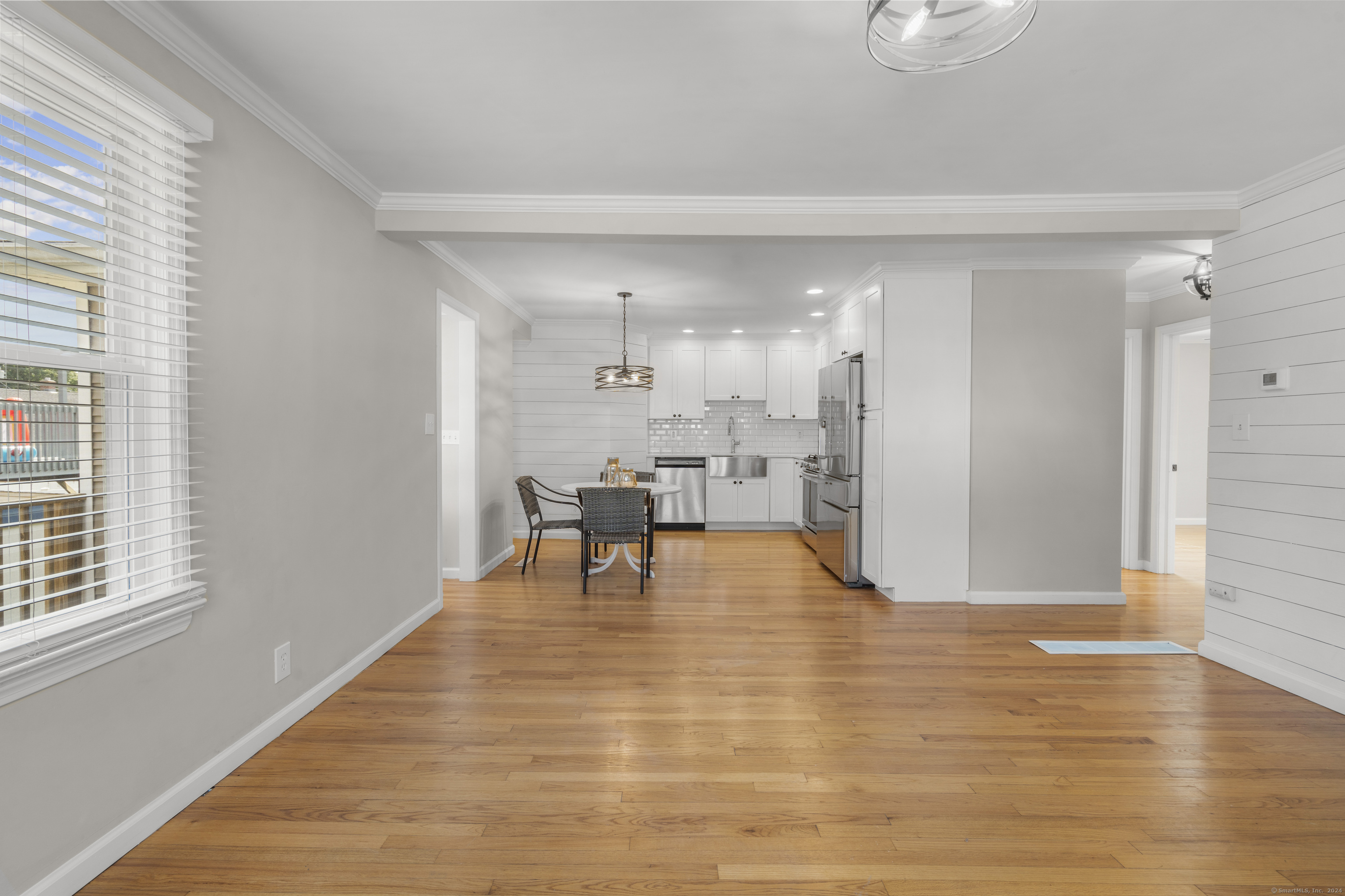 6 Evelyn Road