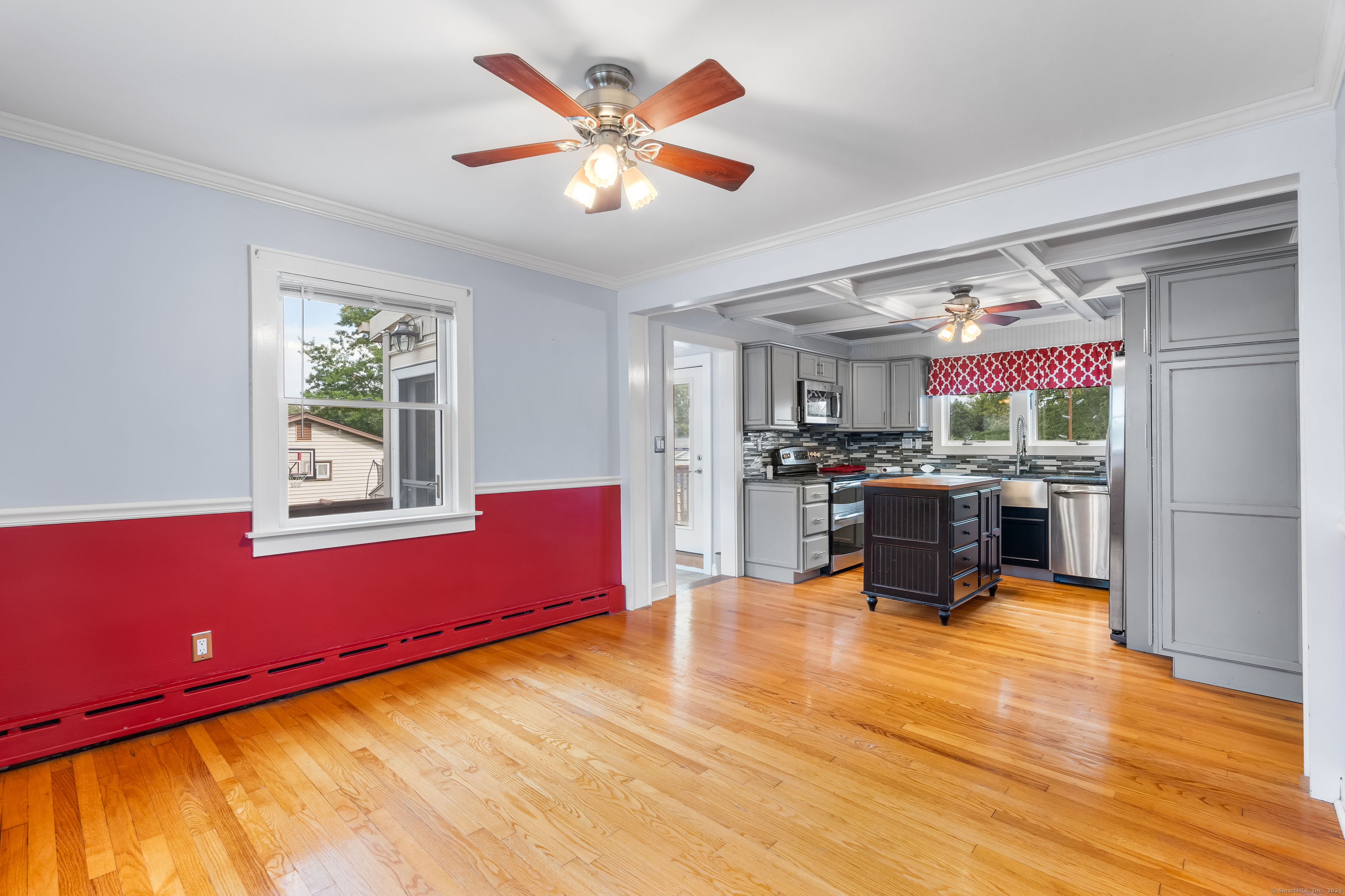 91 West Avenue