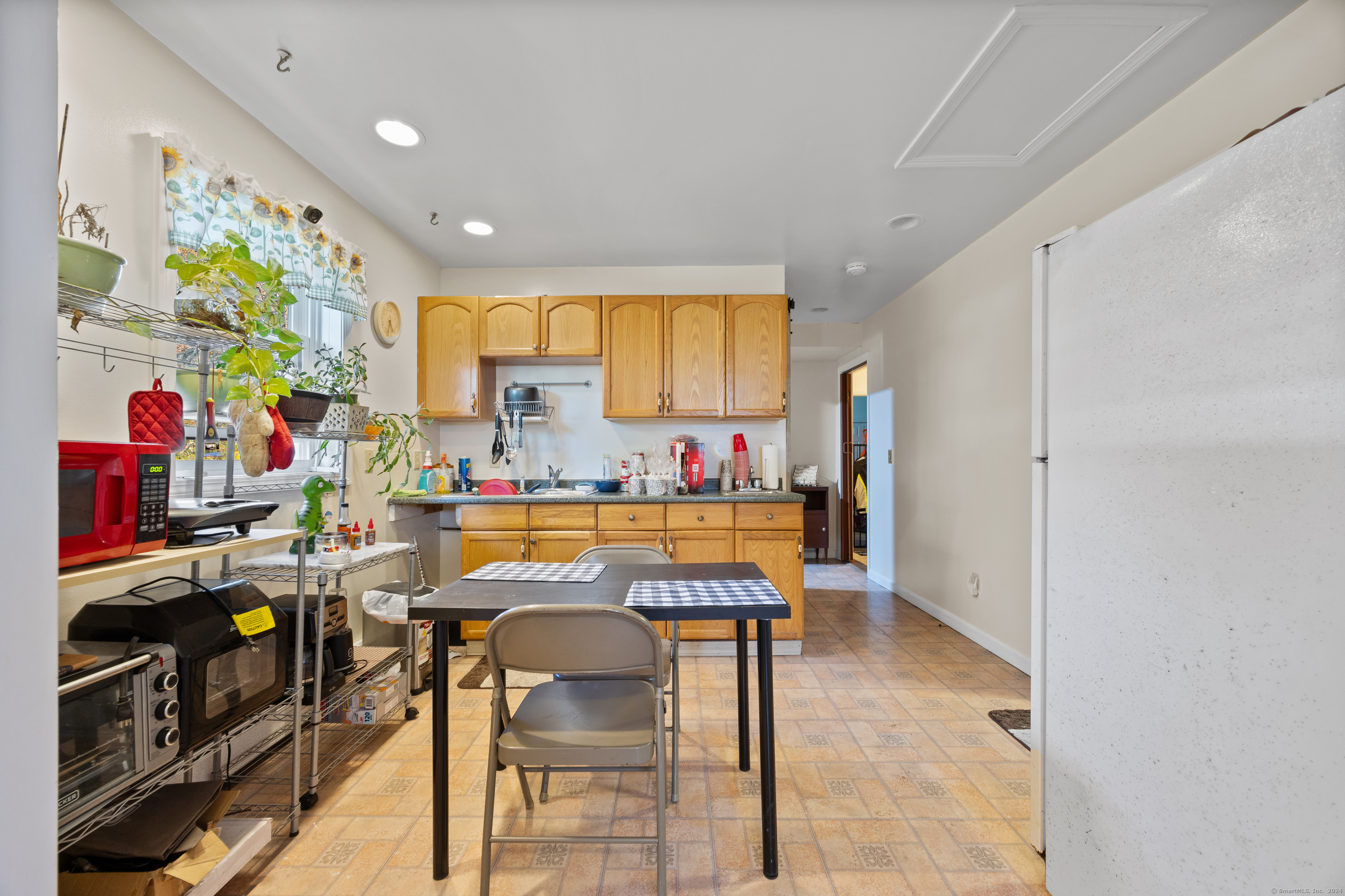 39 Hillsdale Avenue