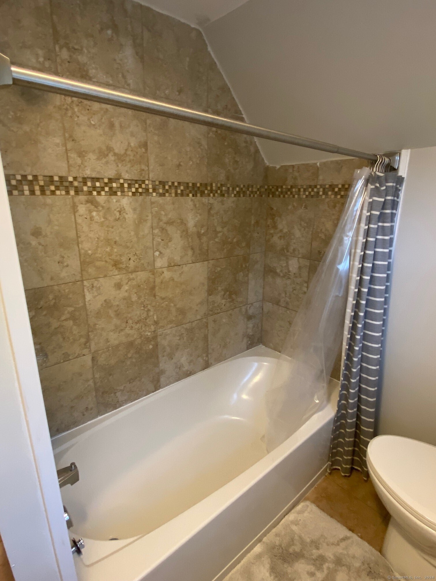85 Myrtle Avenue 3rd floor