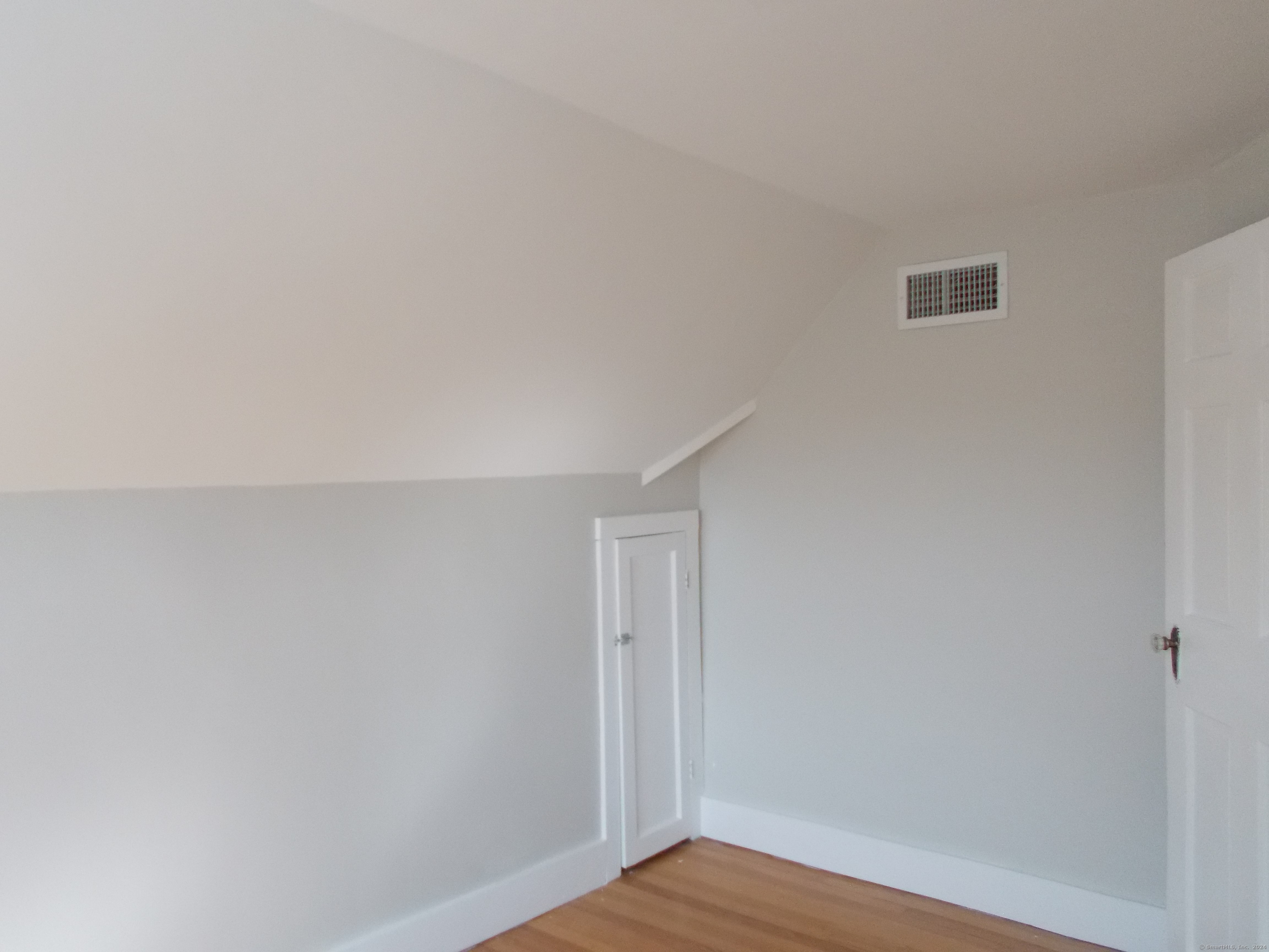 85 Myrtle Avenue 3rd floor