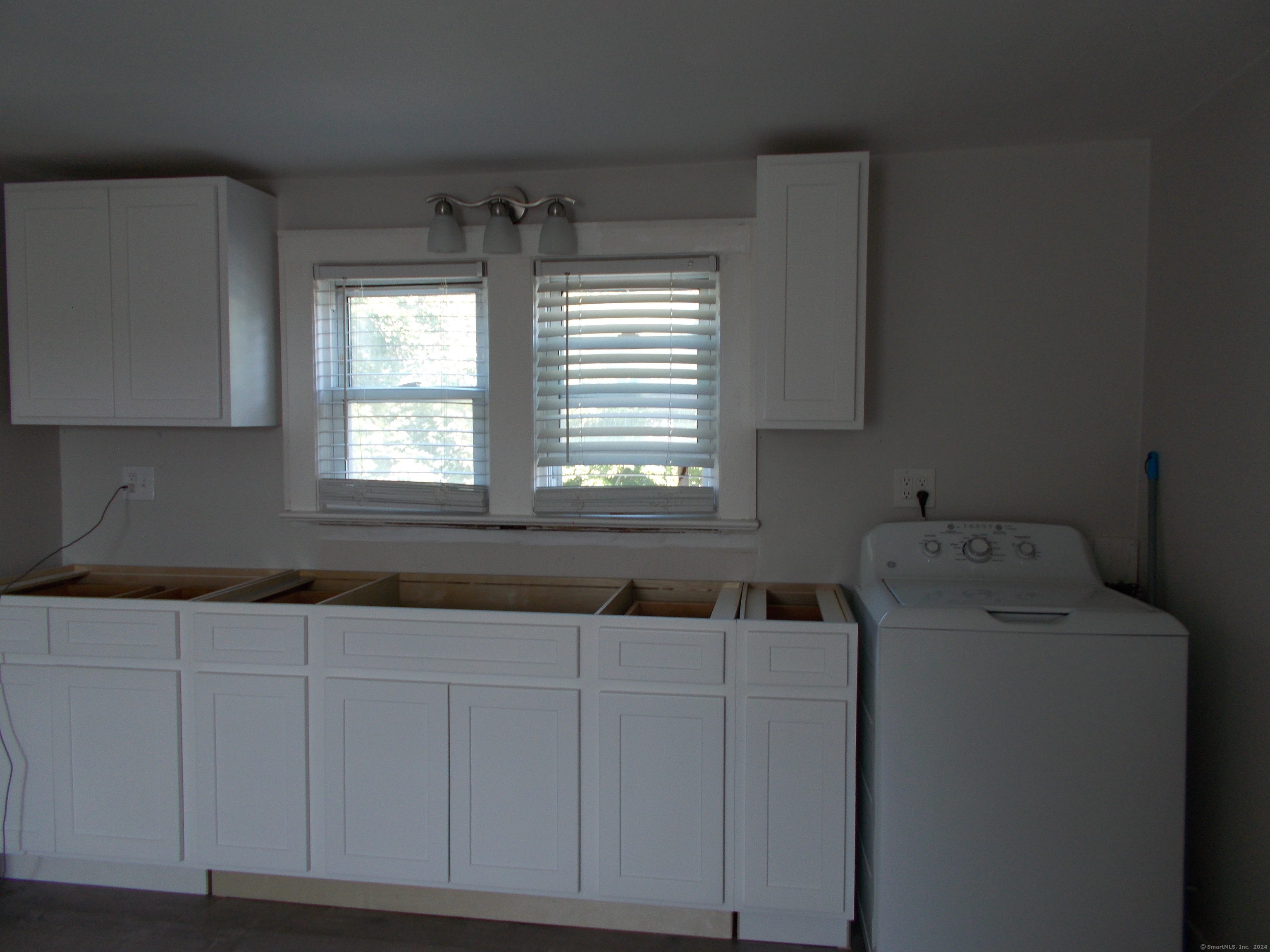 85 Myrtle Avenue 3rd floor