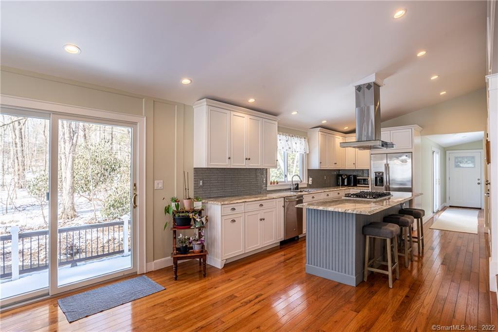 843 Westport Turnpike