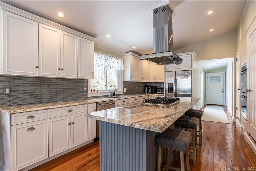 843 Westport Turnpike