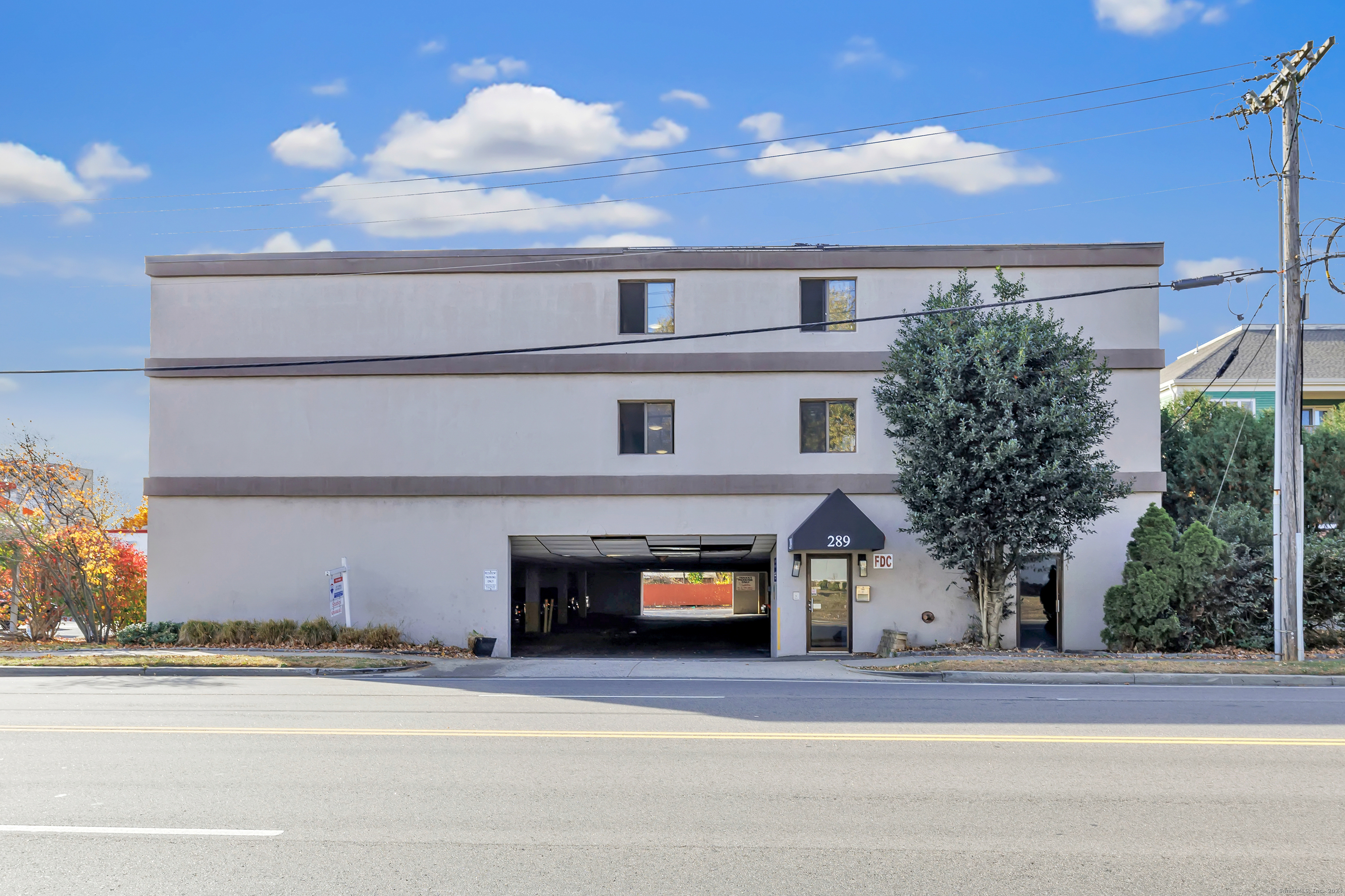 289 Main Avenue 5