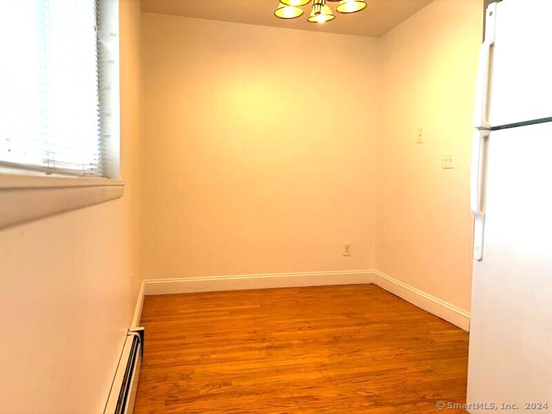 4 Van Zant Street B7