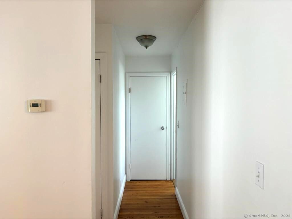 4 Van Zant Street B7