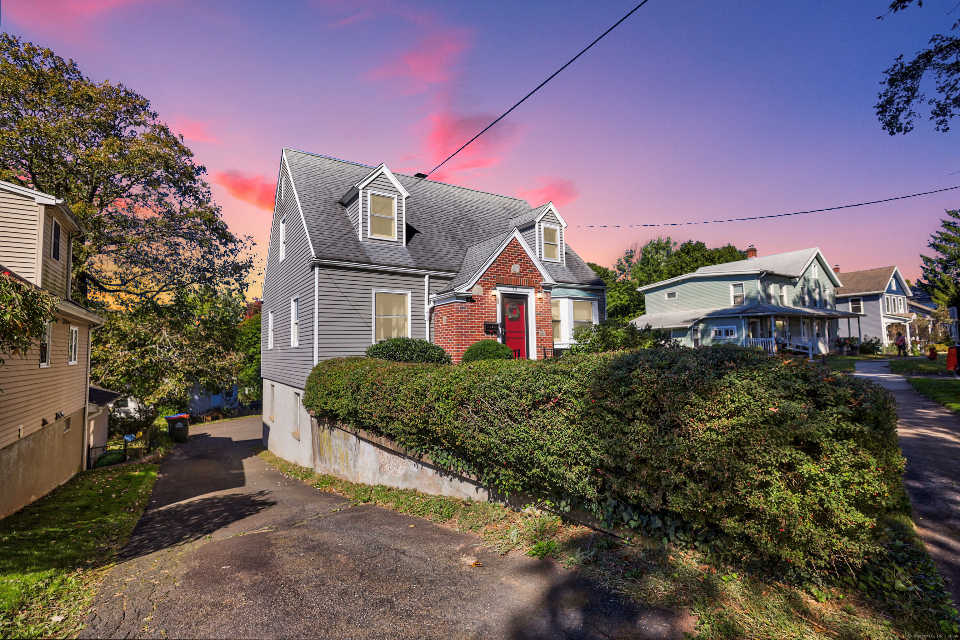 35 Simpson Avenue