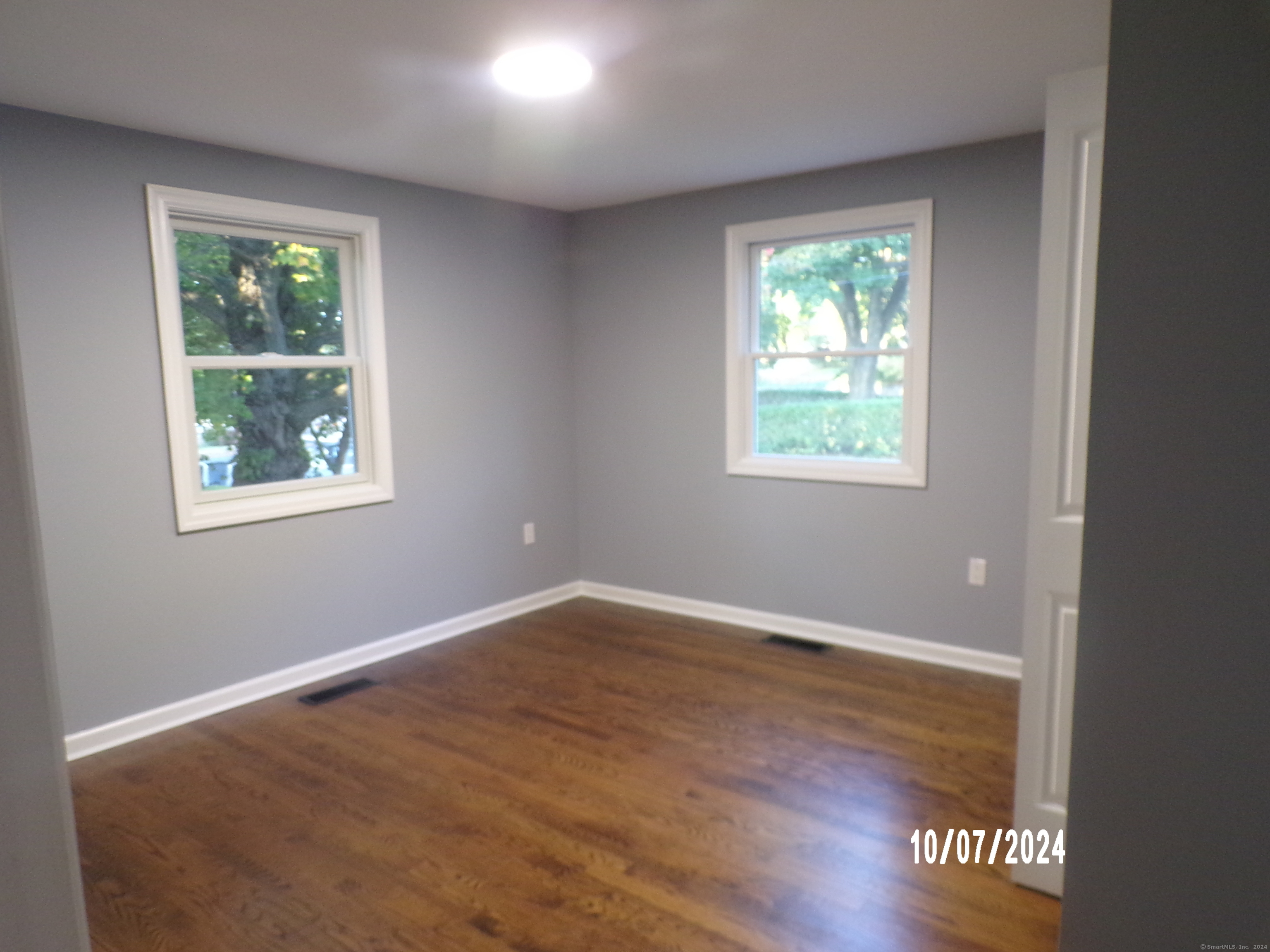 28 South Cliff Street 2nd Flr.