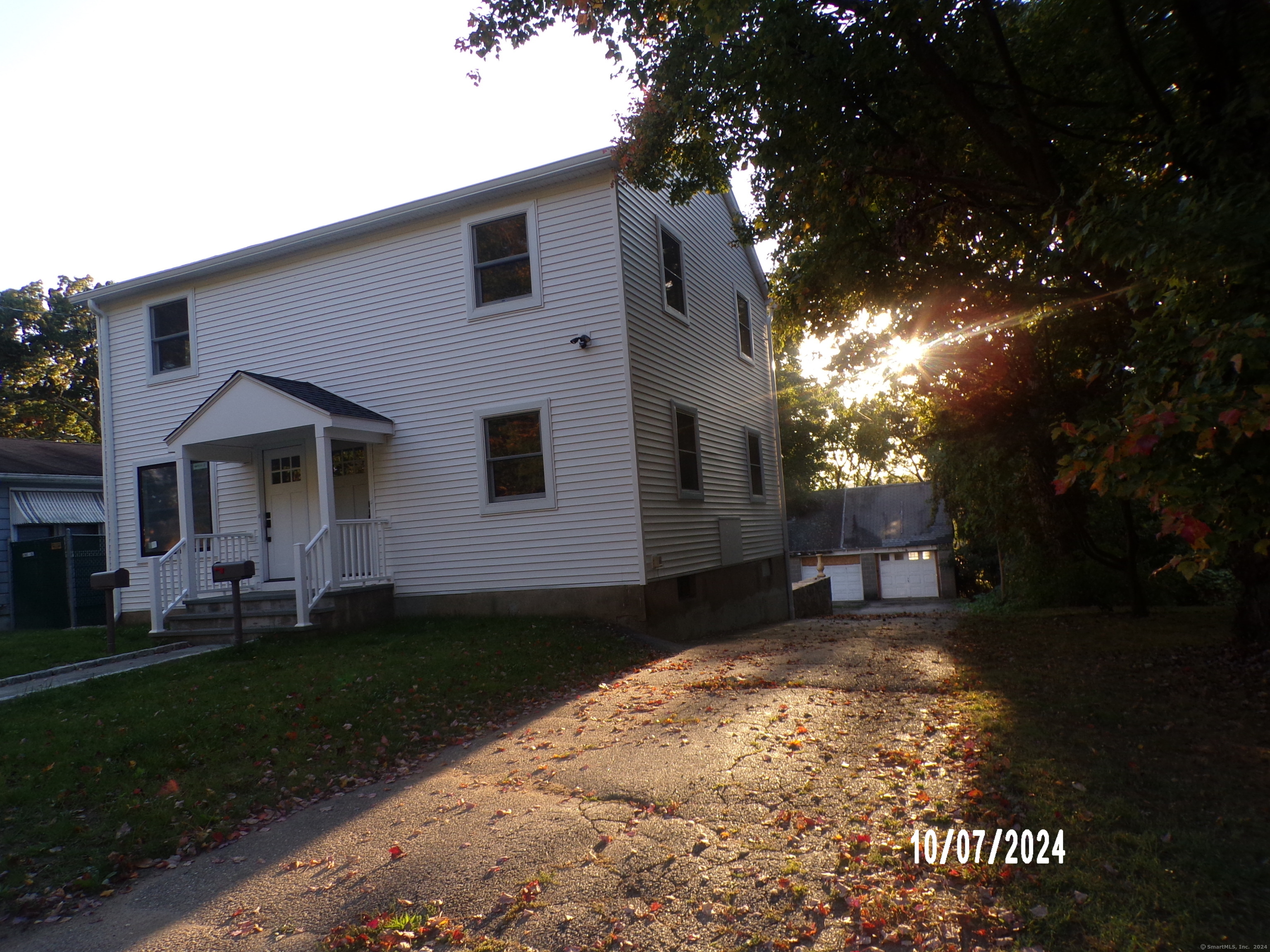 28 South Cliff Street 2nd Flr.