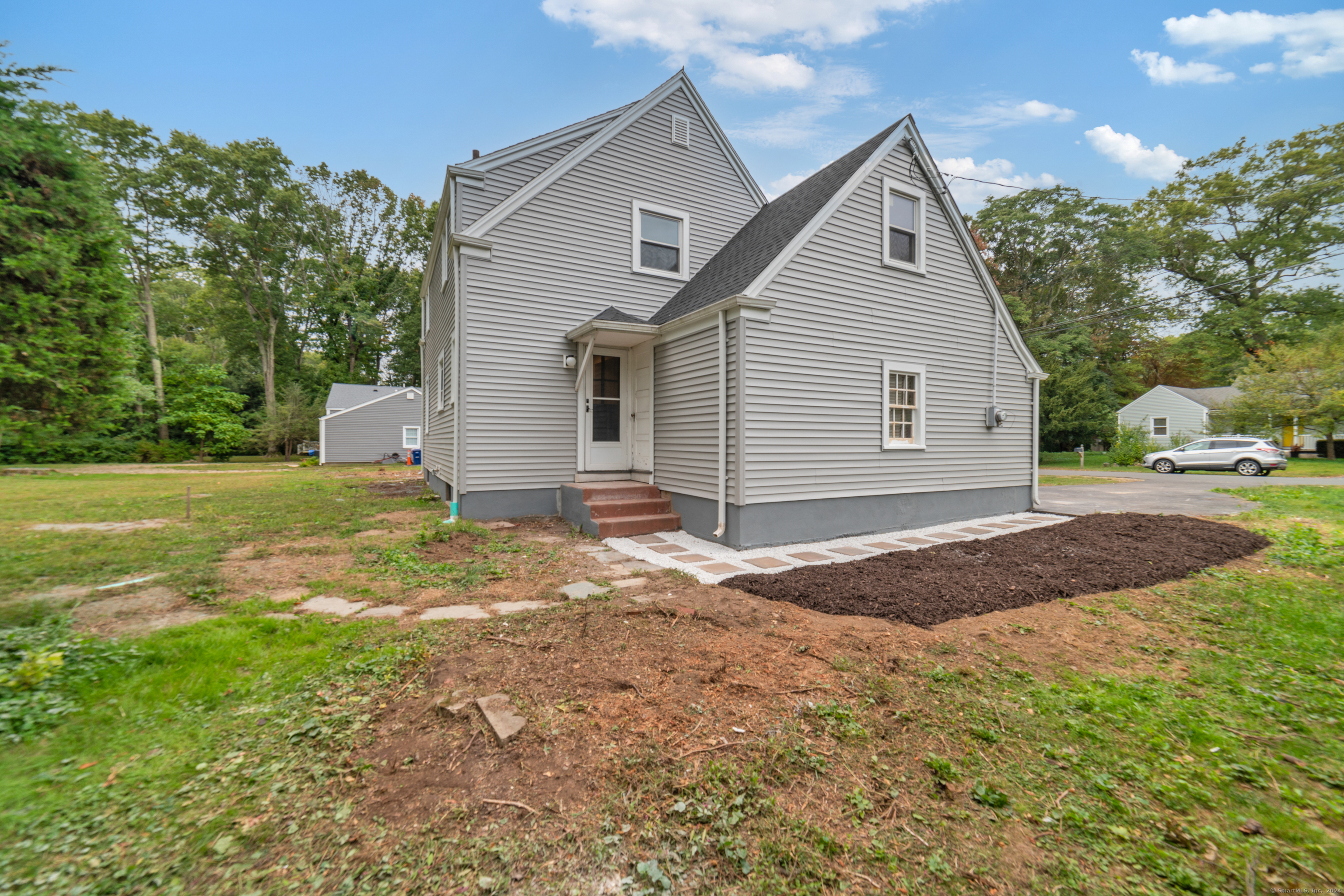 51 Woodside Drive