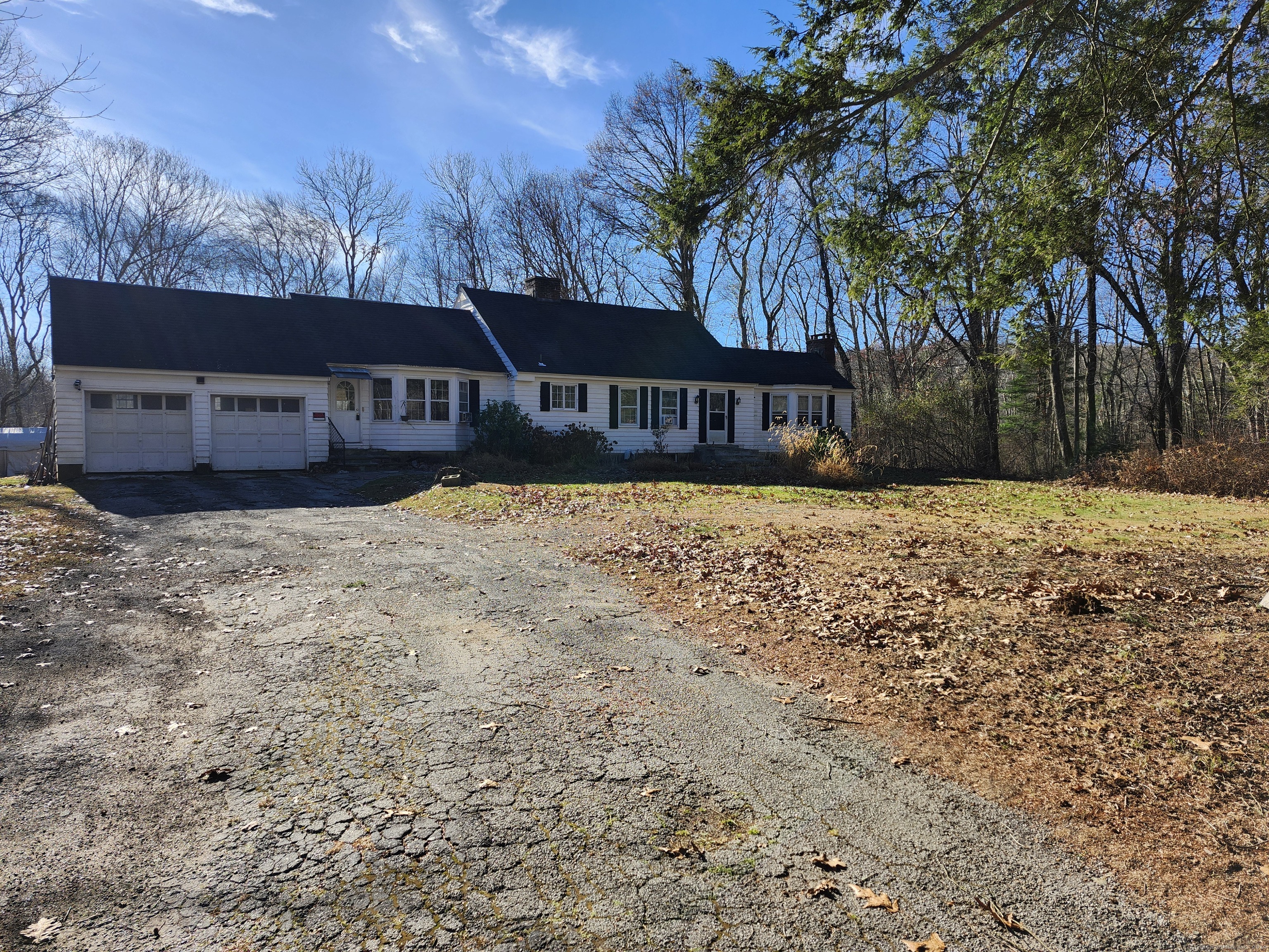 19 Meadowbrook Road
