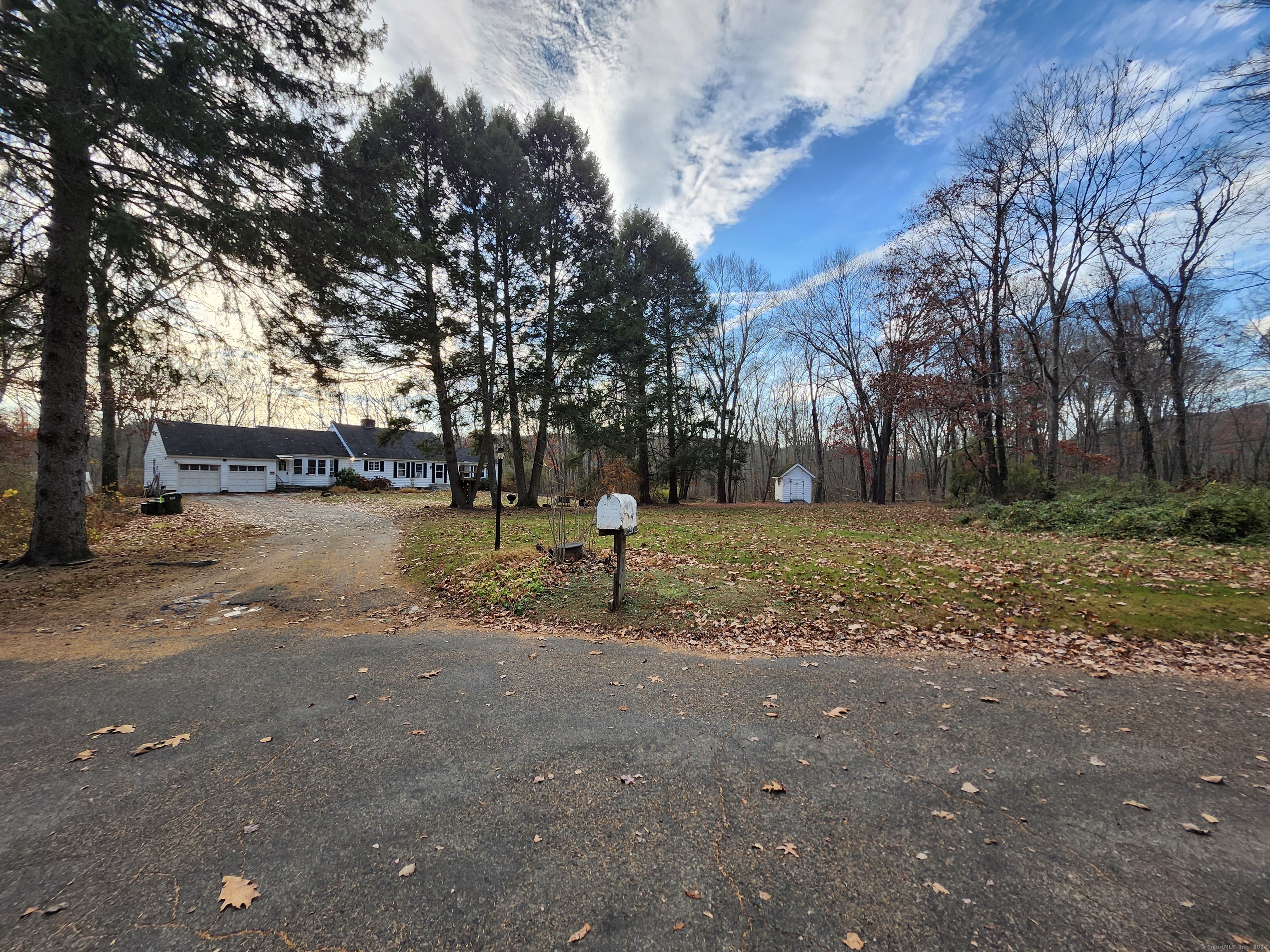 19 Meadowbrook Road
