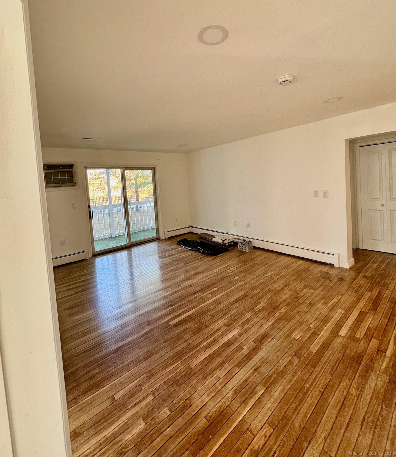 25 Chestnut Street APT 1-C