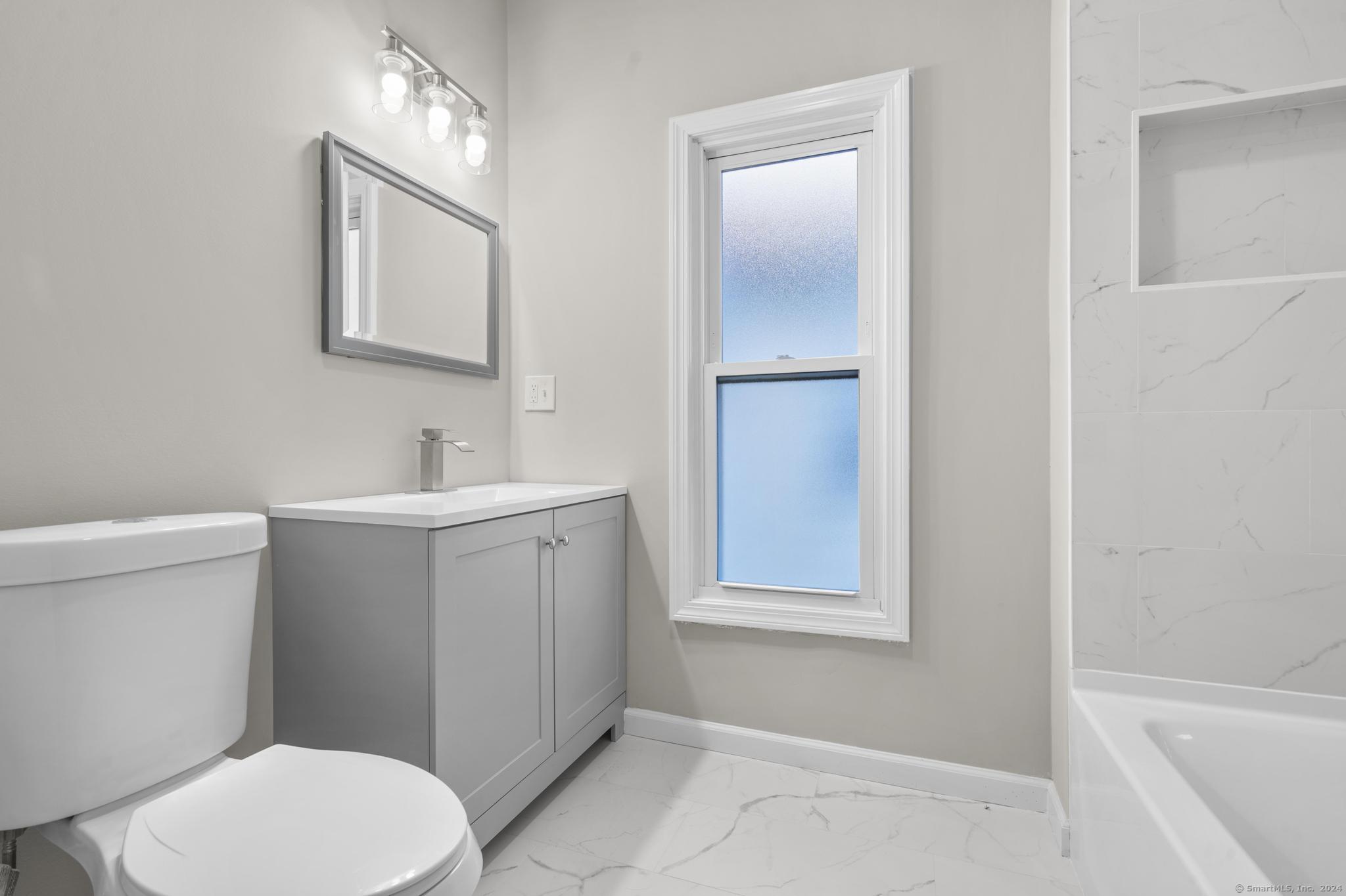 50 Admiral Street 2nd floor