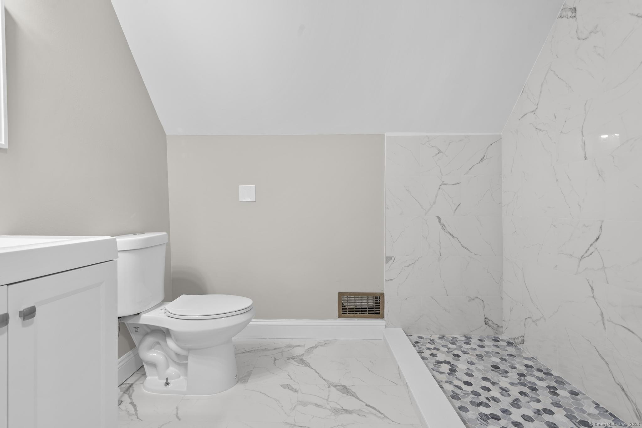 50 Admiral Street 2nd floor