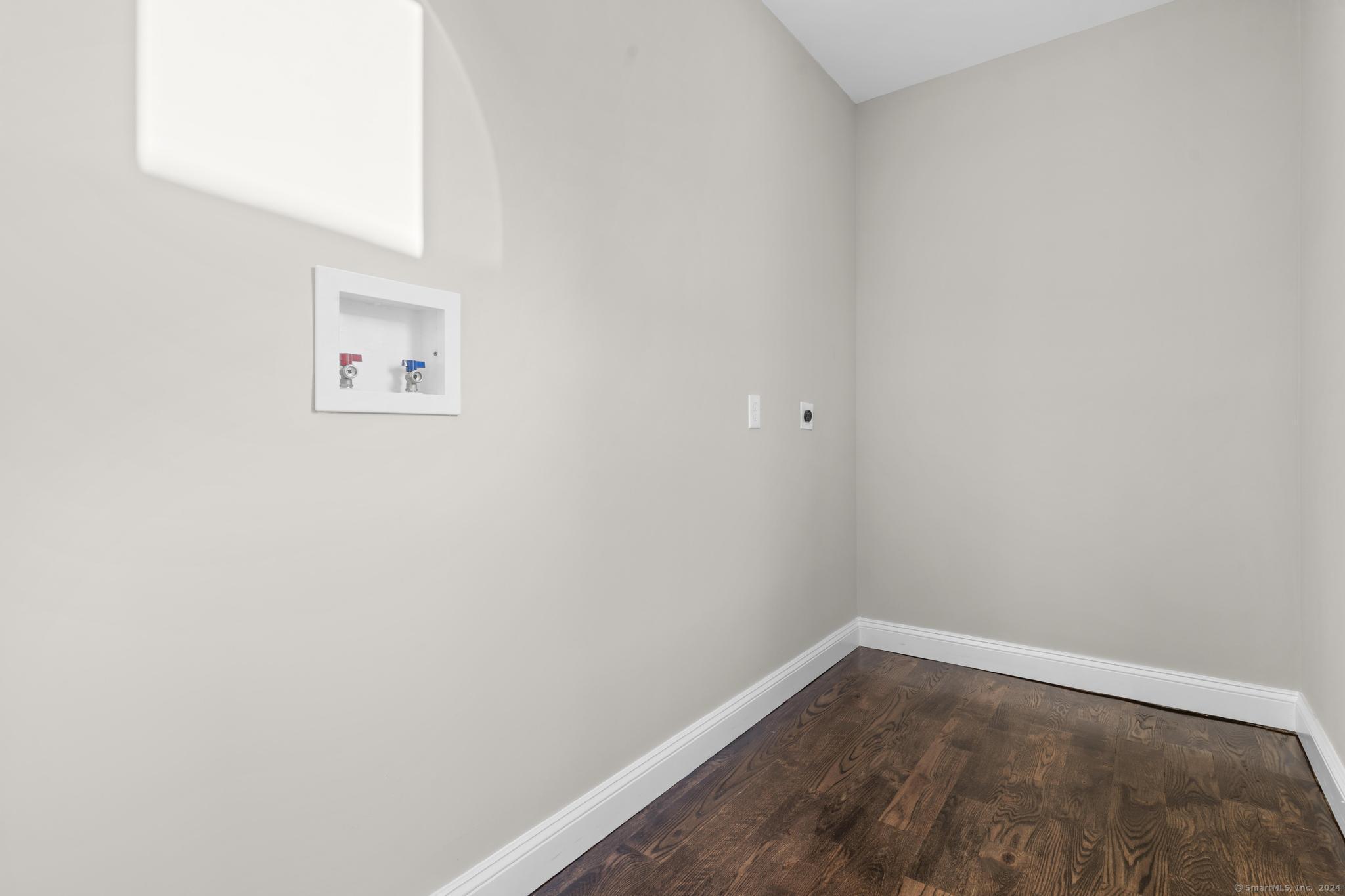 50 Admiral Street 2nd floor