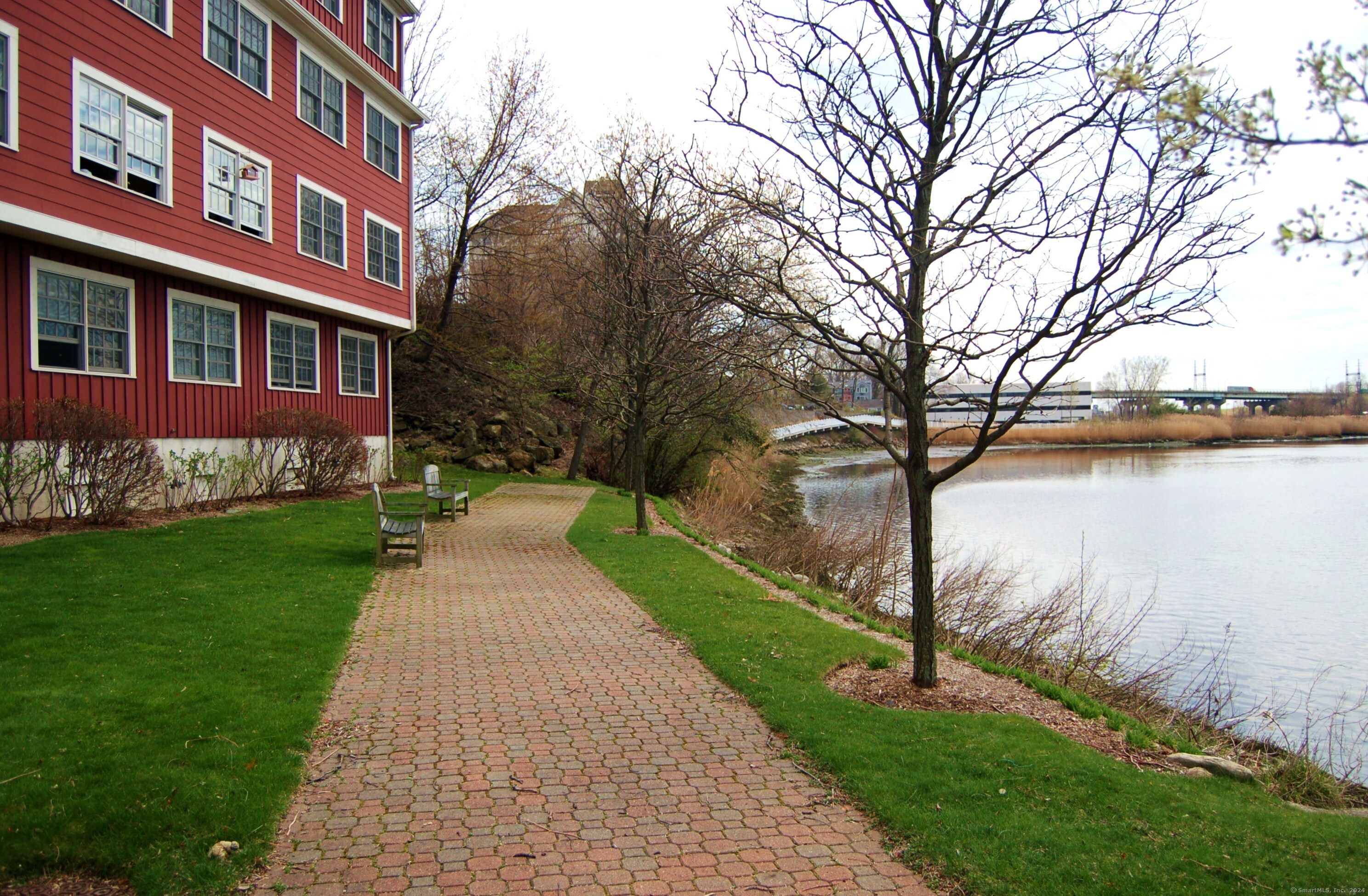 1 Daskams Lane 3A