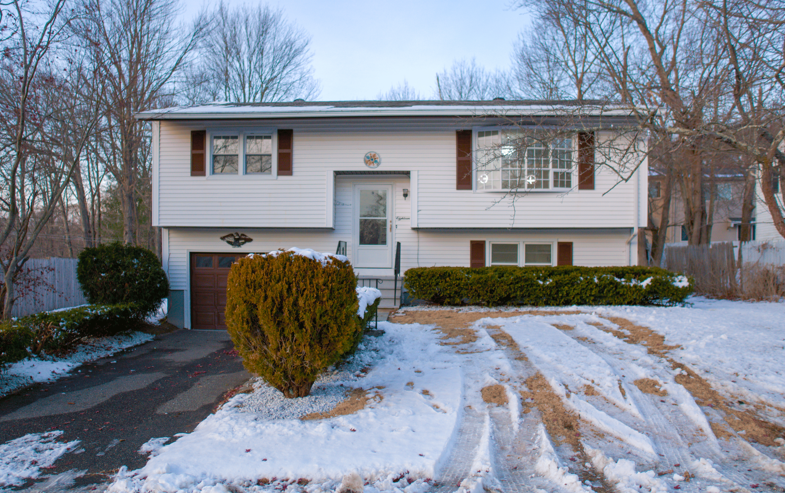 18 Hayfield Road