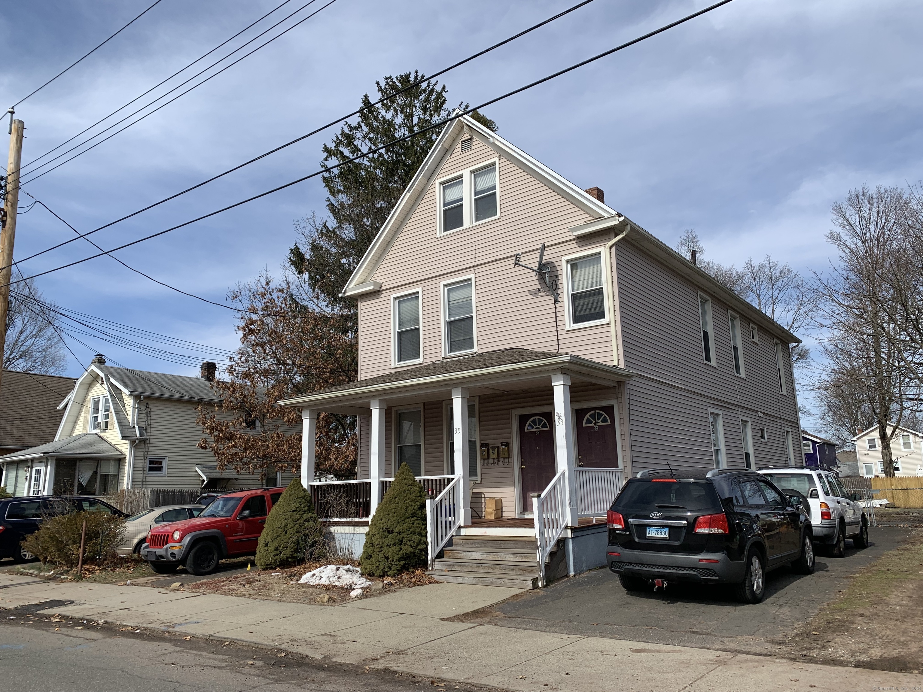 33 May Street