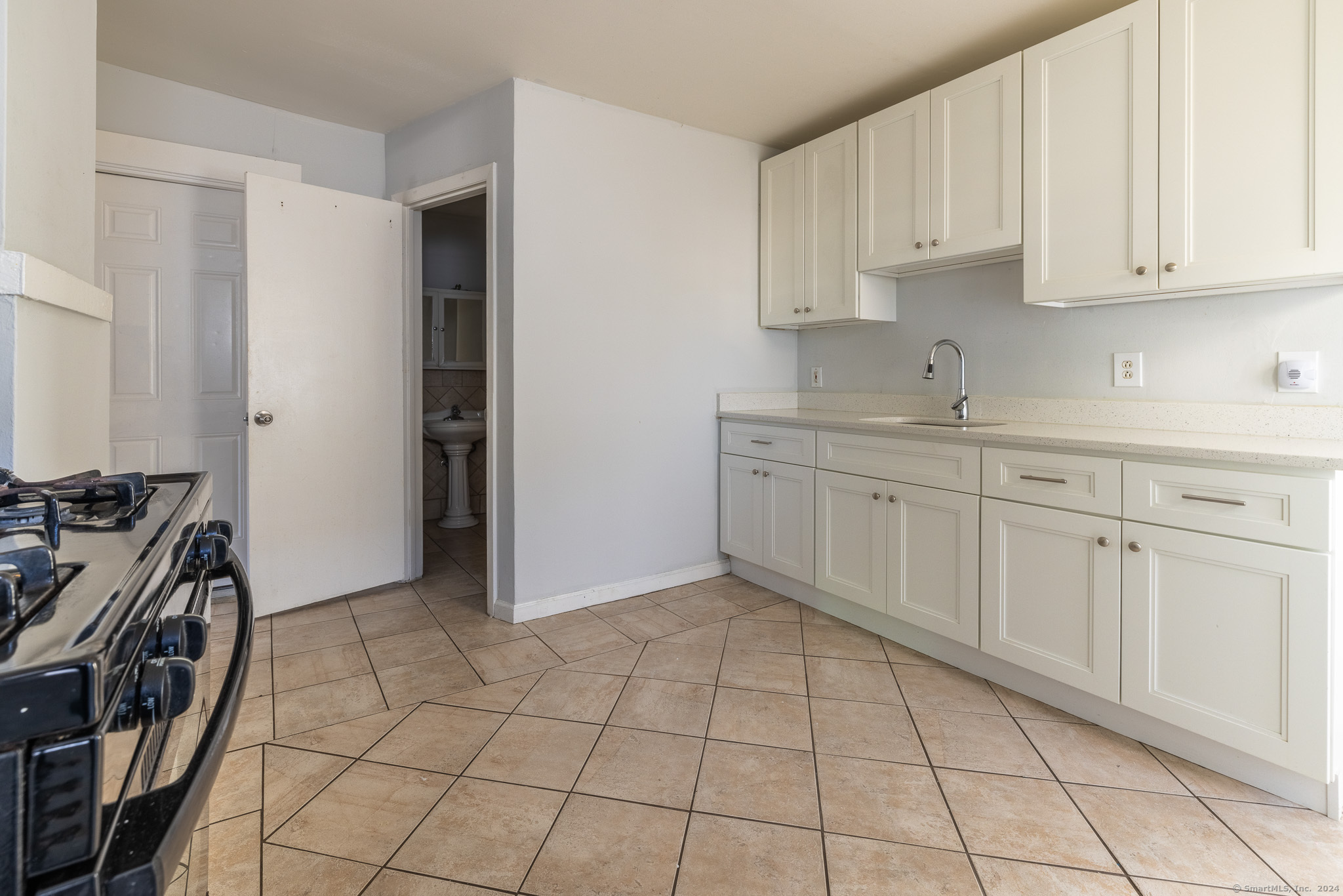 30 Orland Street 2nd floor left
