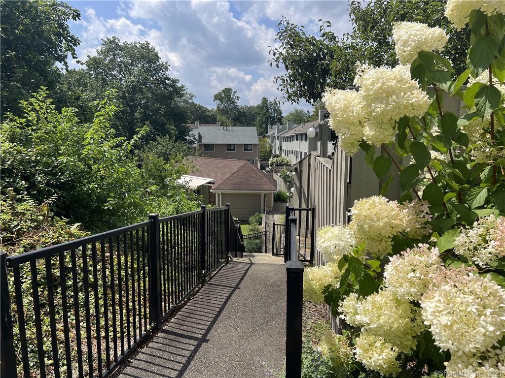 225 Sunrise Hill Lane 225