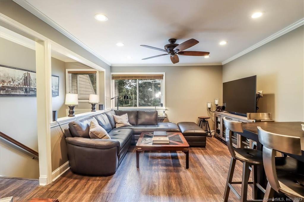 225 Sunrise Hill Lane 225