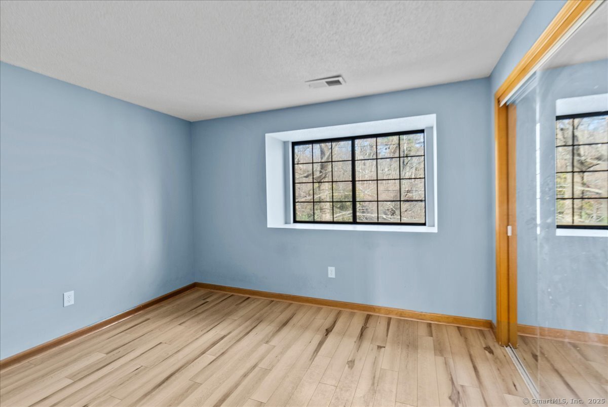 36 North Mountain Road APT D