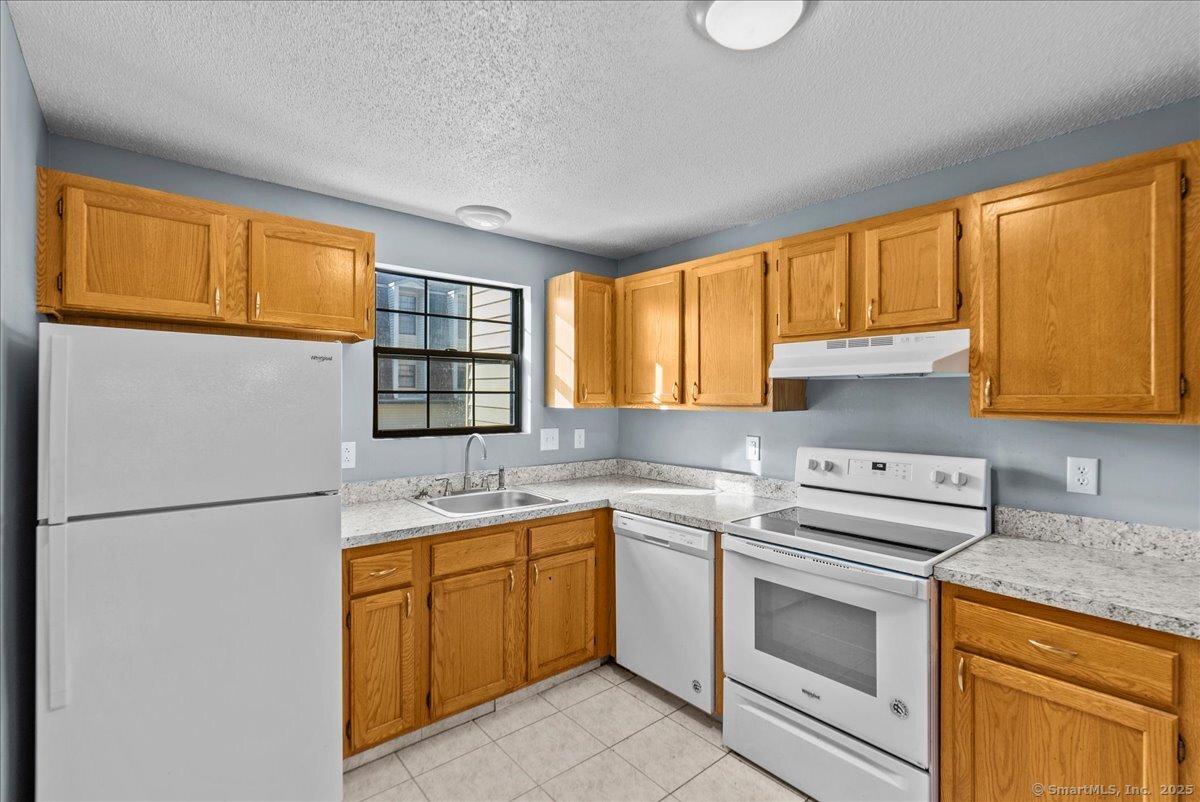 36 North Mountain Road APT D