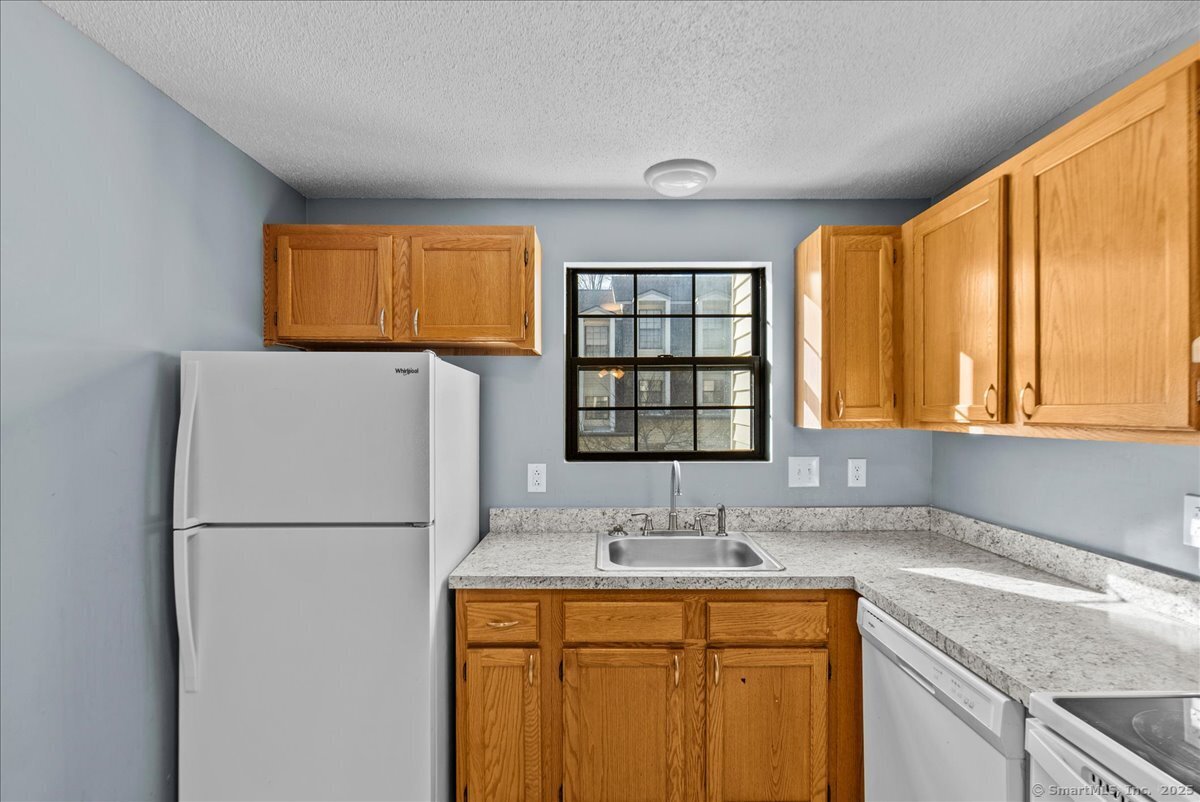 36 North Mountain Road APT D