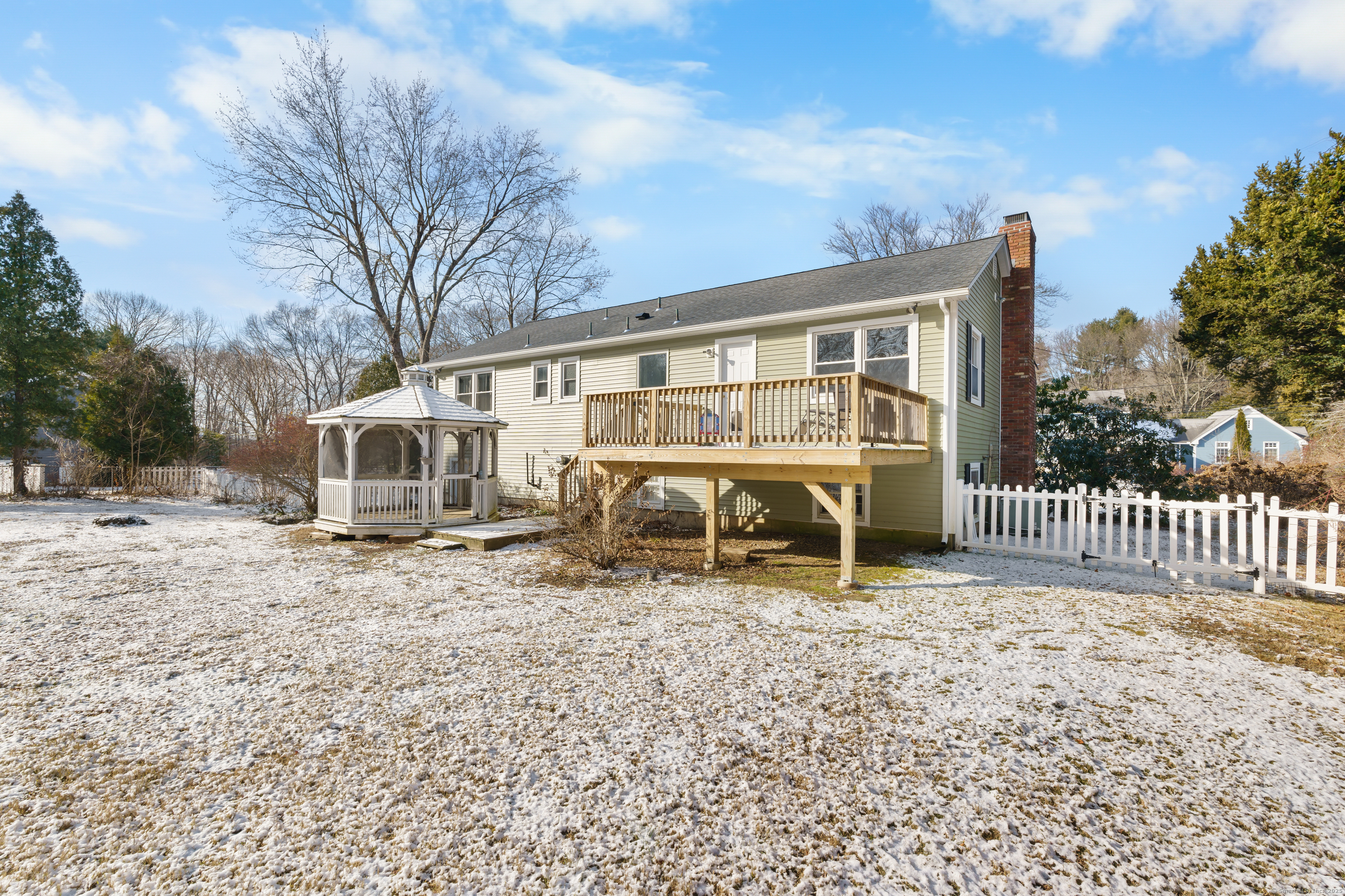 111 Crossfield Road